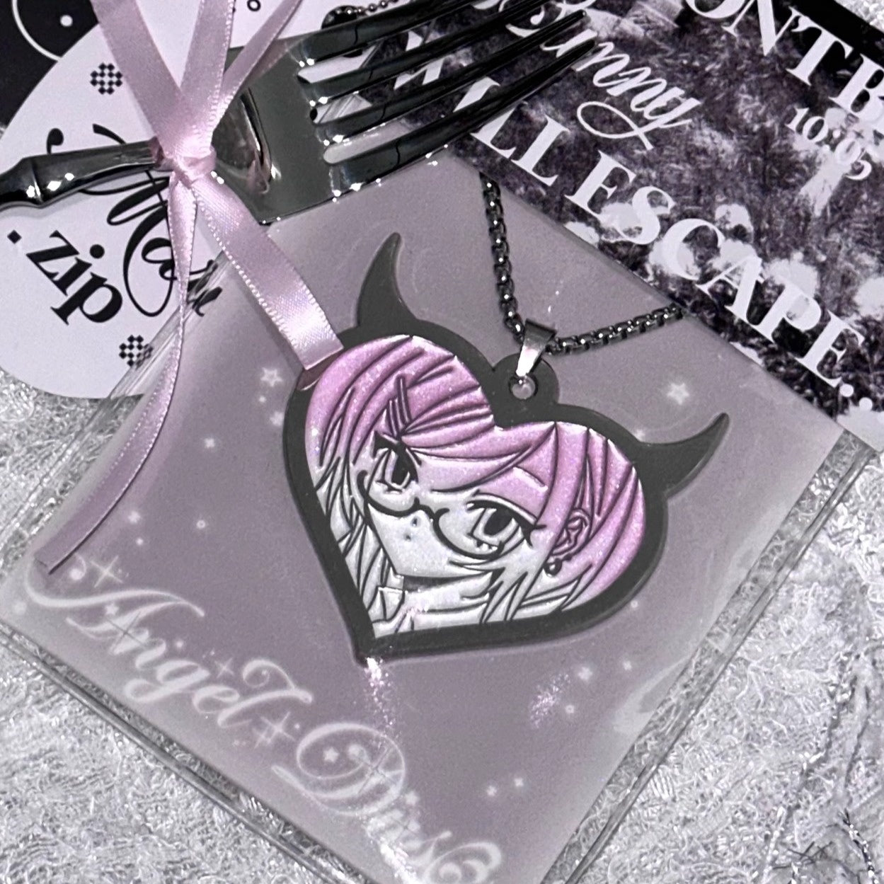 marumaruzip_Original_Design_Angel_Dust_Faux_Enamel_Subculture_Women&