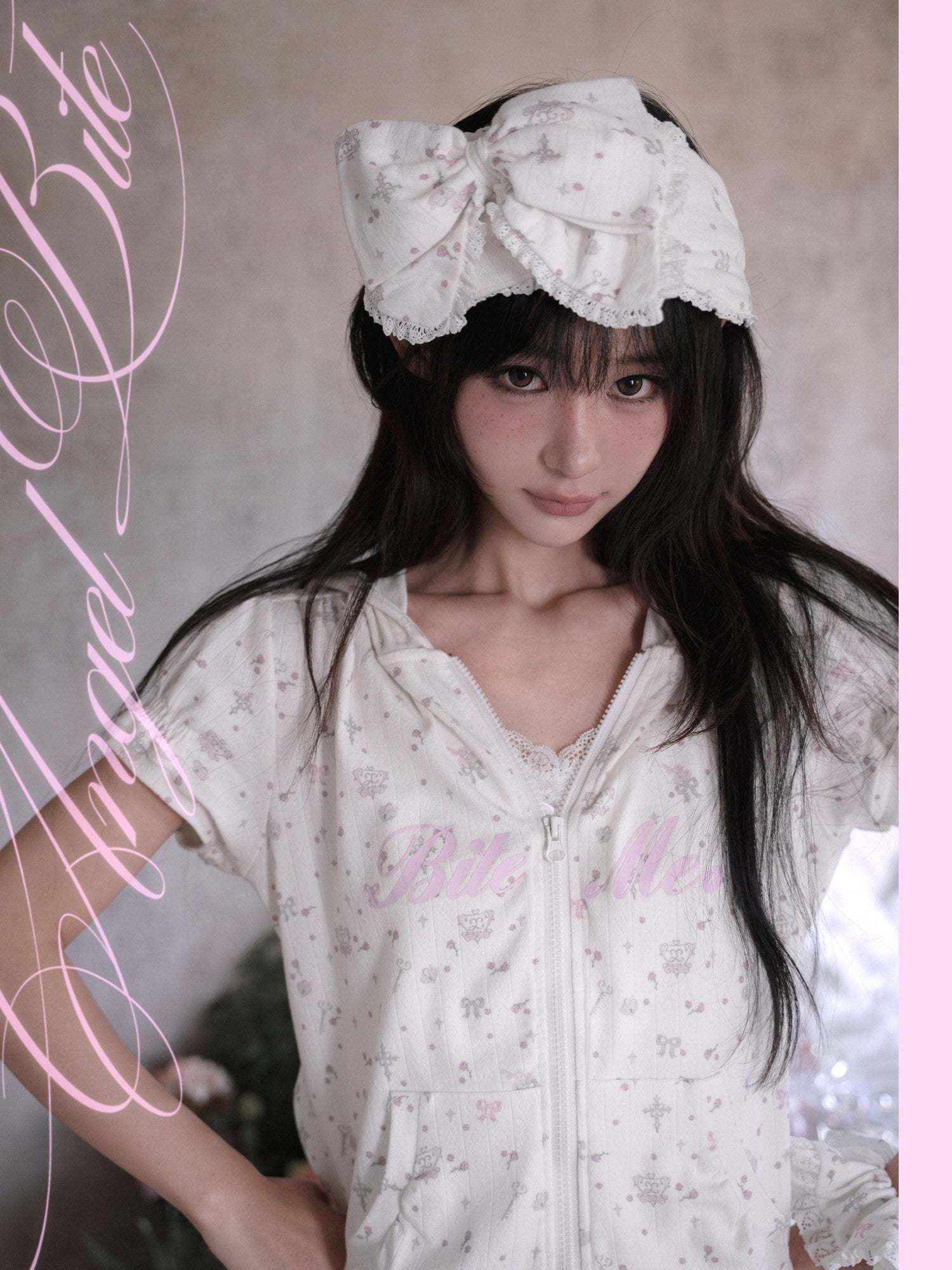 marumaruzip Pink Cross Floral Allover Print Puff Sleeve Women&