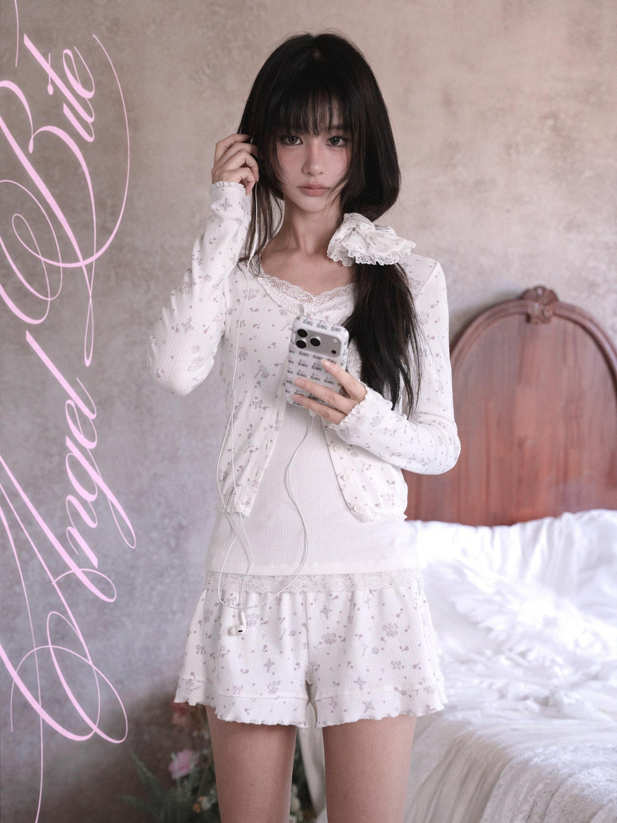 marumaruzip Pink Cross Floral Print Button Round Neck Long Sleeve Women&
