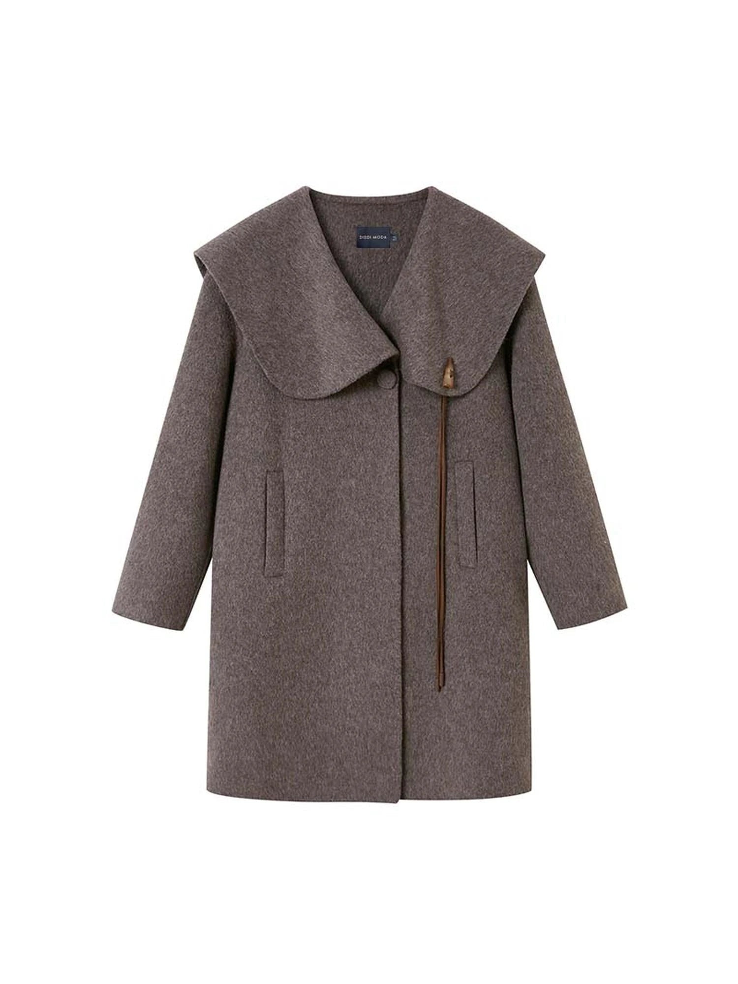 Gallery Girl Oversized Collar Wool Coat With Horn Buttons