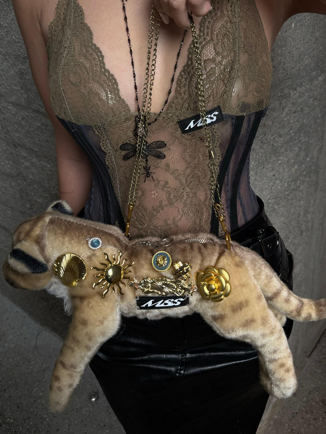 mss studio Cute Hand Sewn Leopard Charm Applique Women&