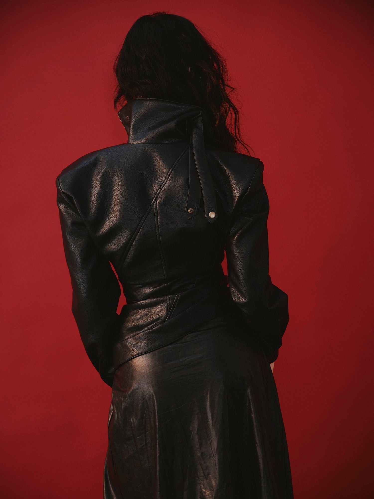 mss studio Retro Asymmetrical Metal Hardware Women&