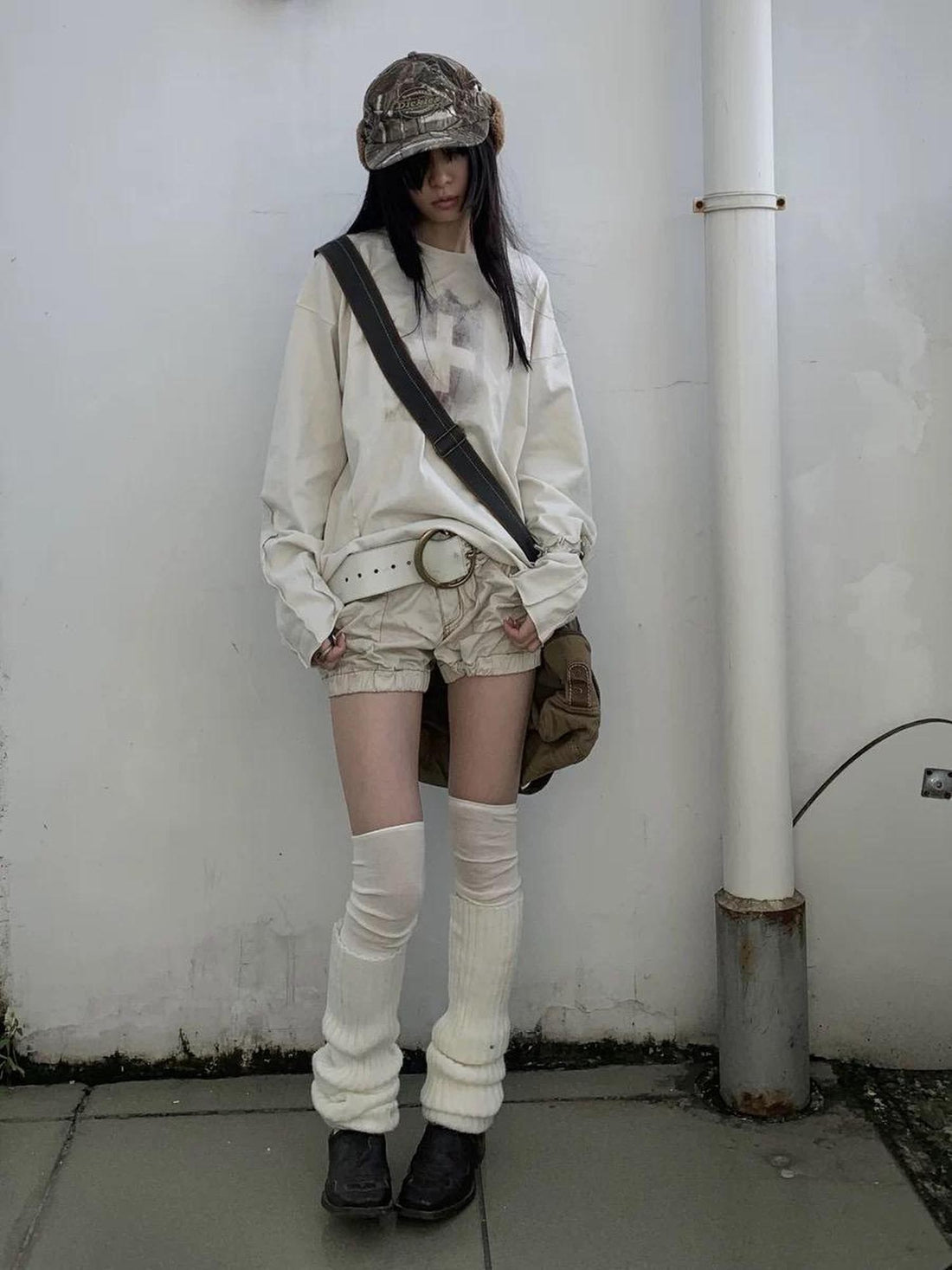no E mosen Crewneck Cross Print Embroidered Pleated Women&