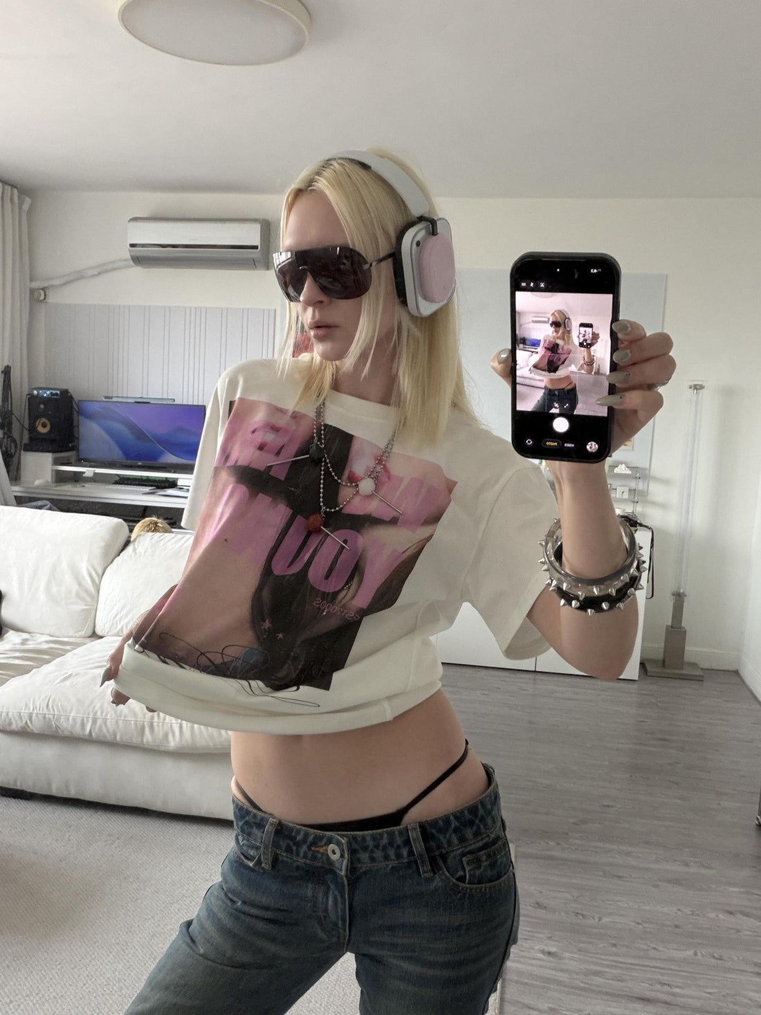 no E mosen Embroidered Psychedelic Girl Print Fitted Cropped Streetwear Women&