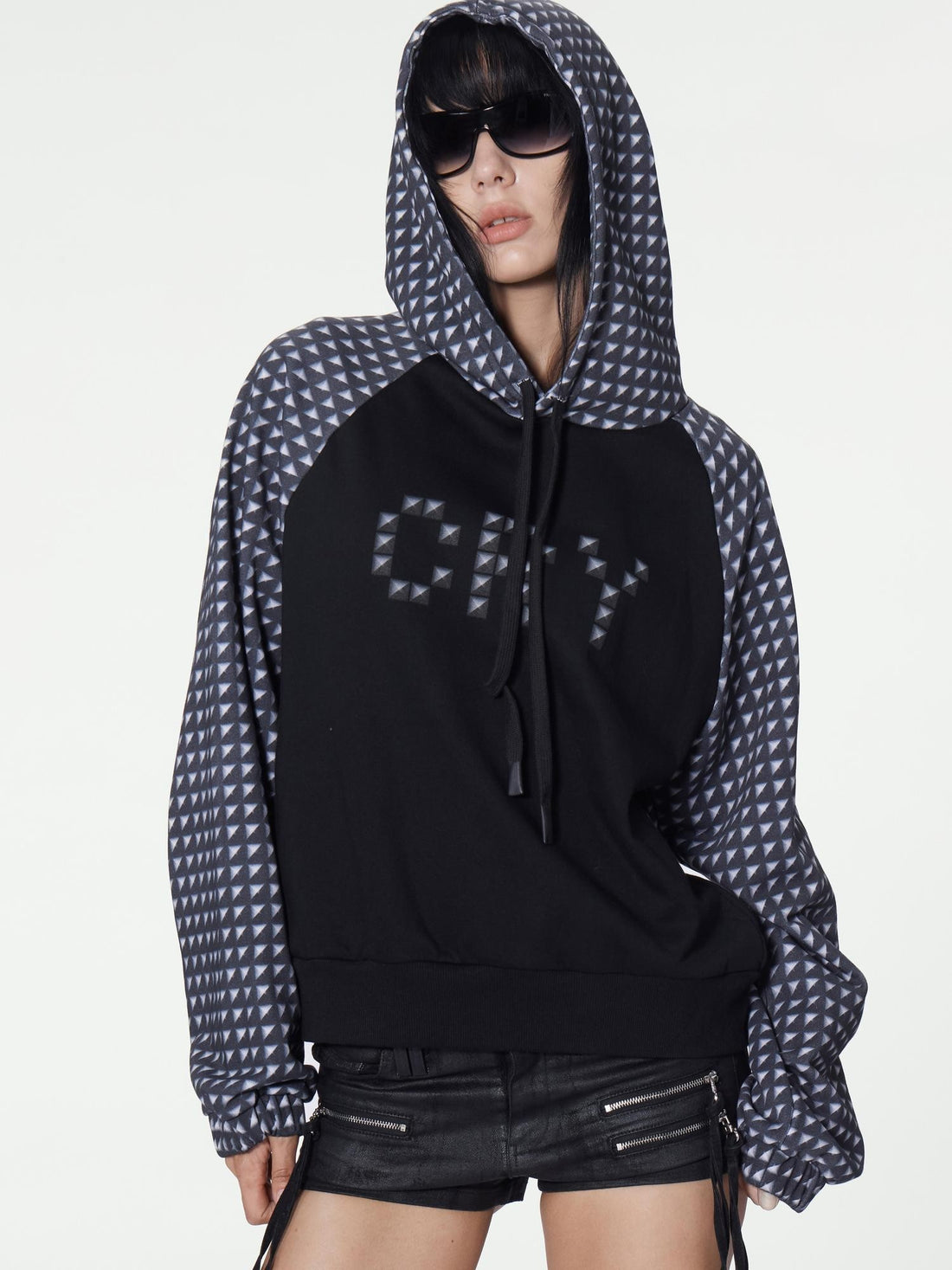 no E mosen Full Rivet Digital Print Raglan Sleeve Cropped Women&