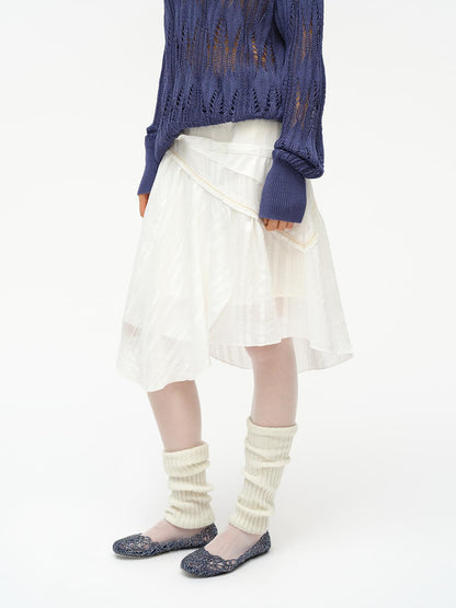 oinimi Asymmetrical Cloud Pleated Skirt In Soft Ivory
