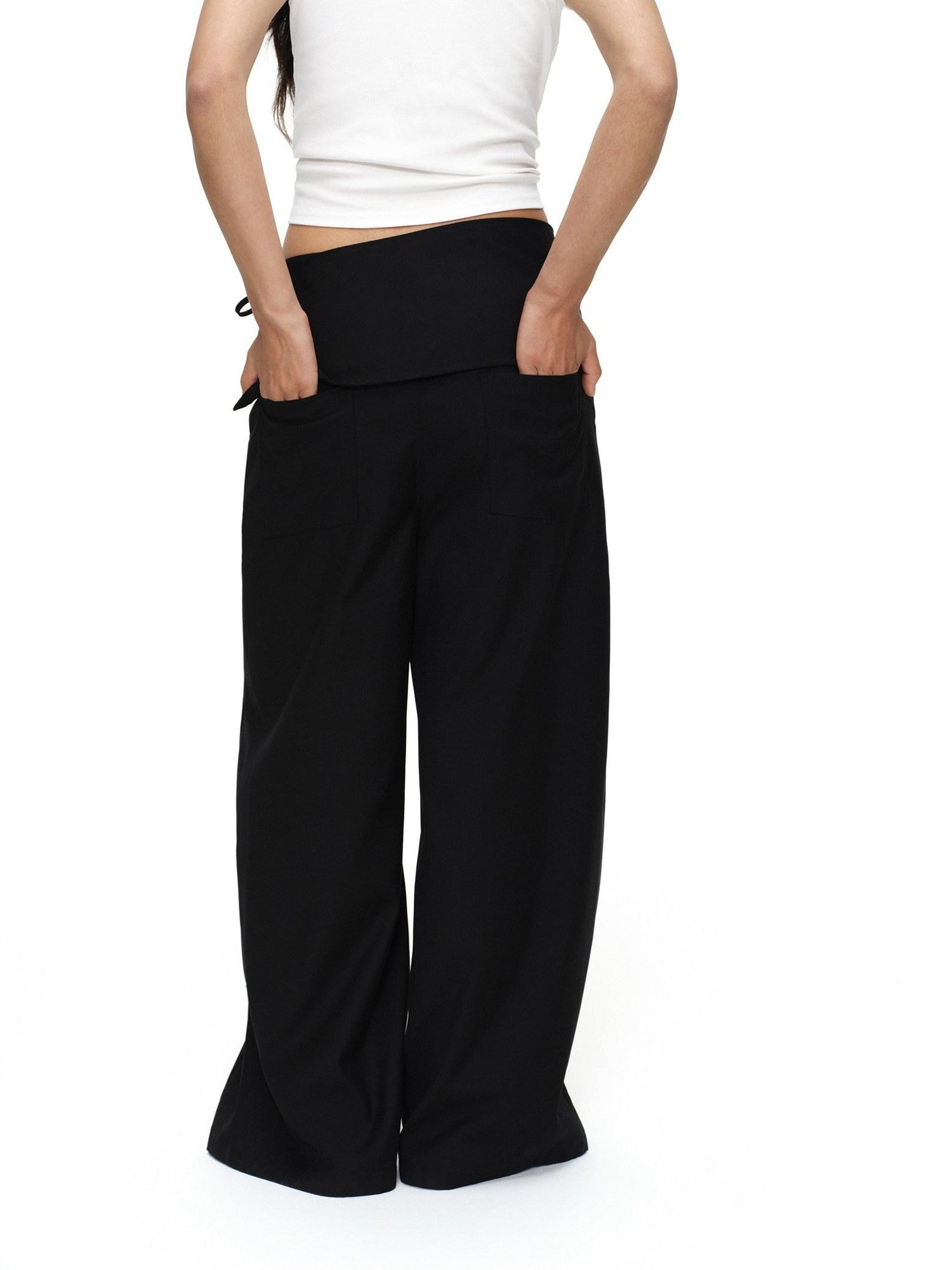 oinimi Black Button Detail Detachable Skirt Straight Women&