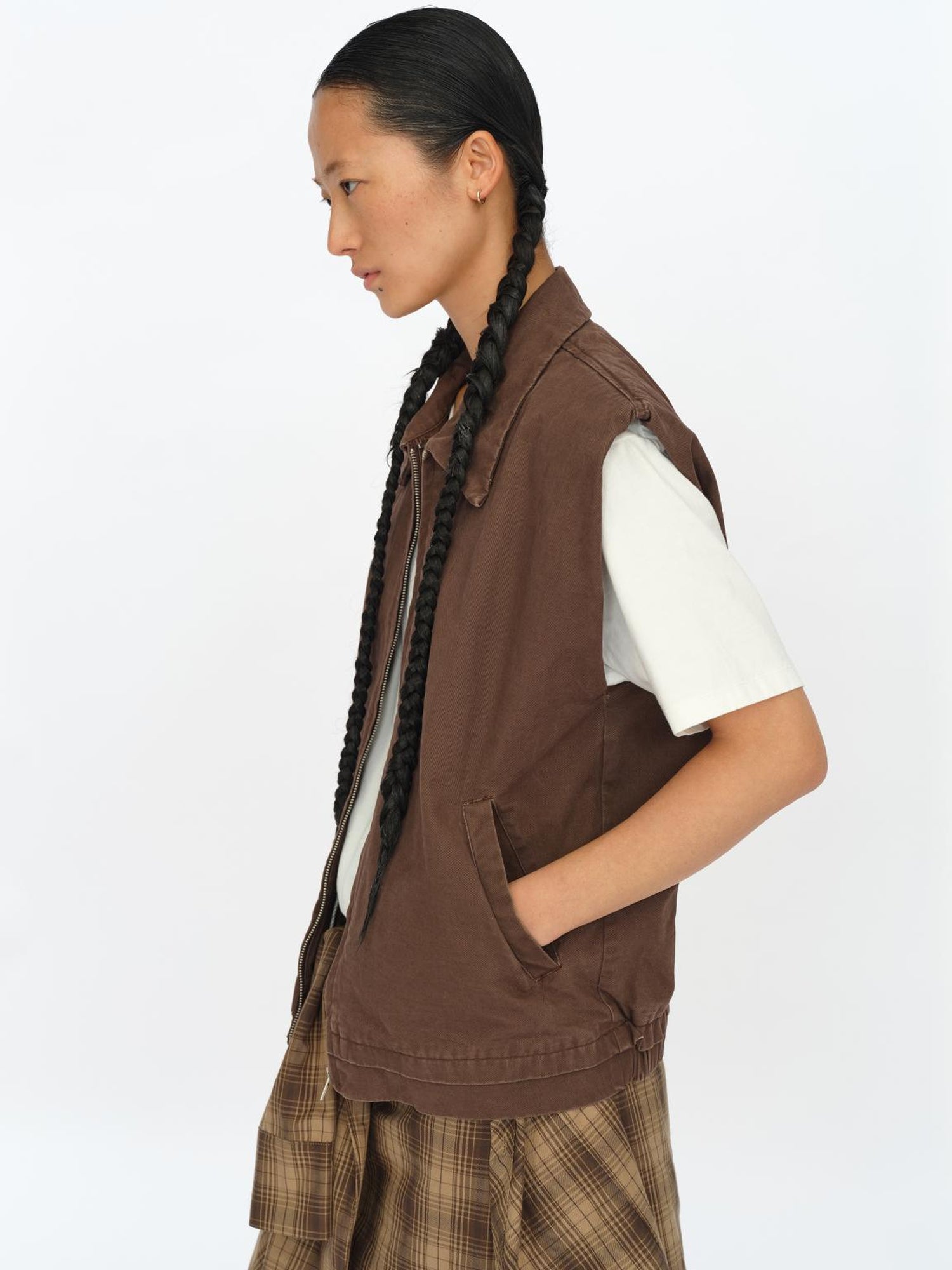 oinimi Distressed Charcoal Wide Fit Utility Vest With Shoulder Pads