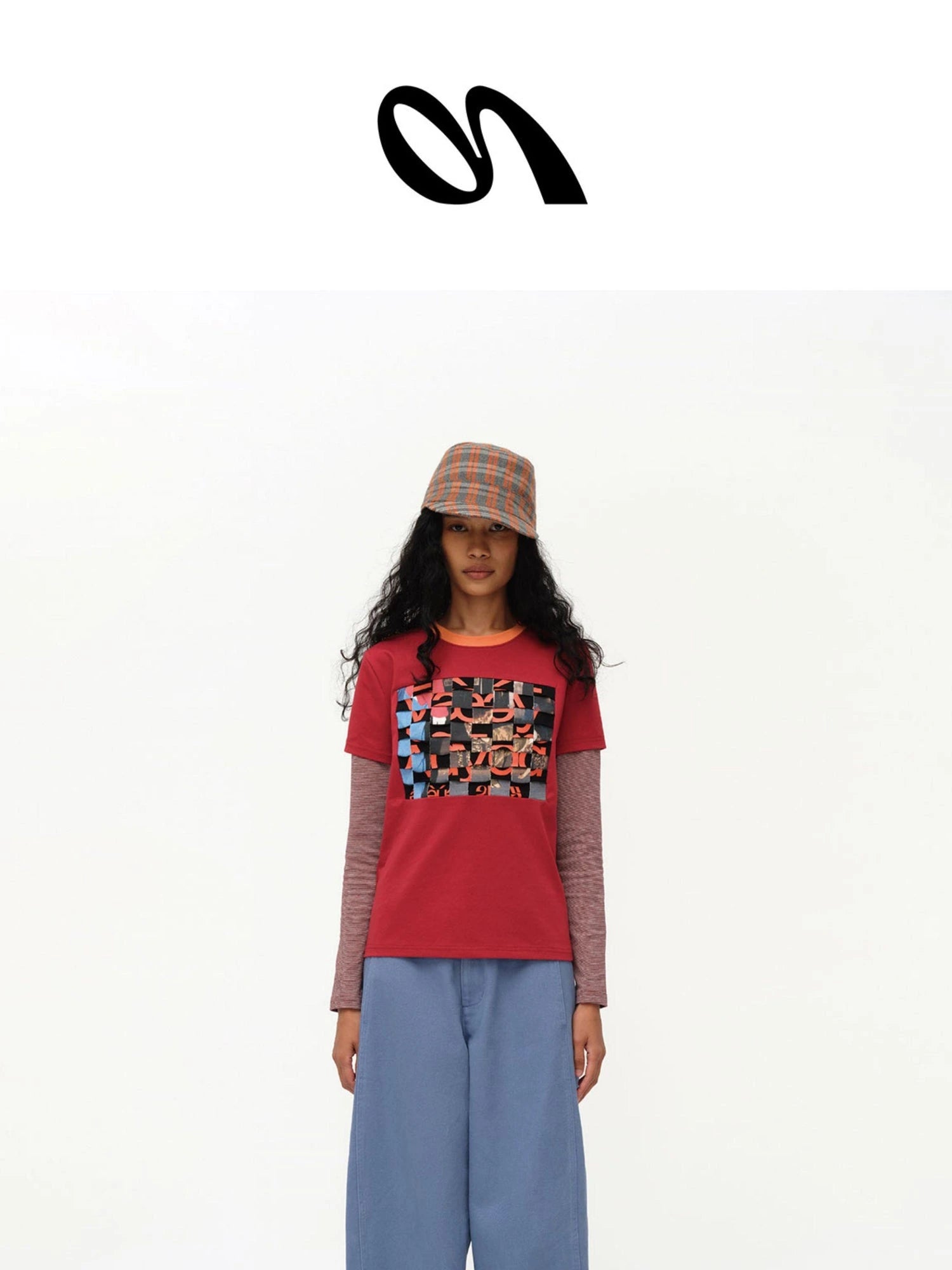 Distressed Mosaic Collar Long Sleeve Tee