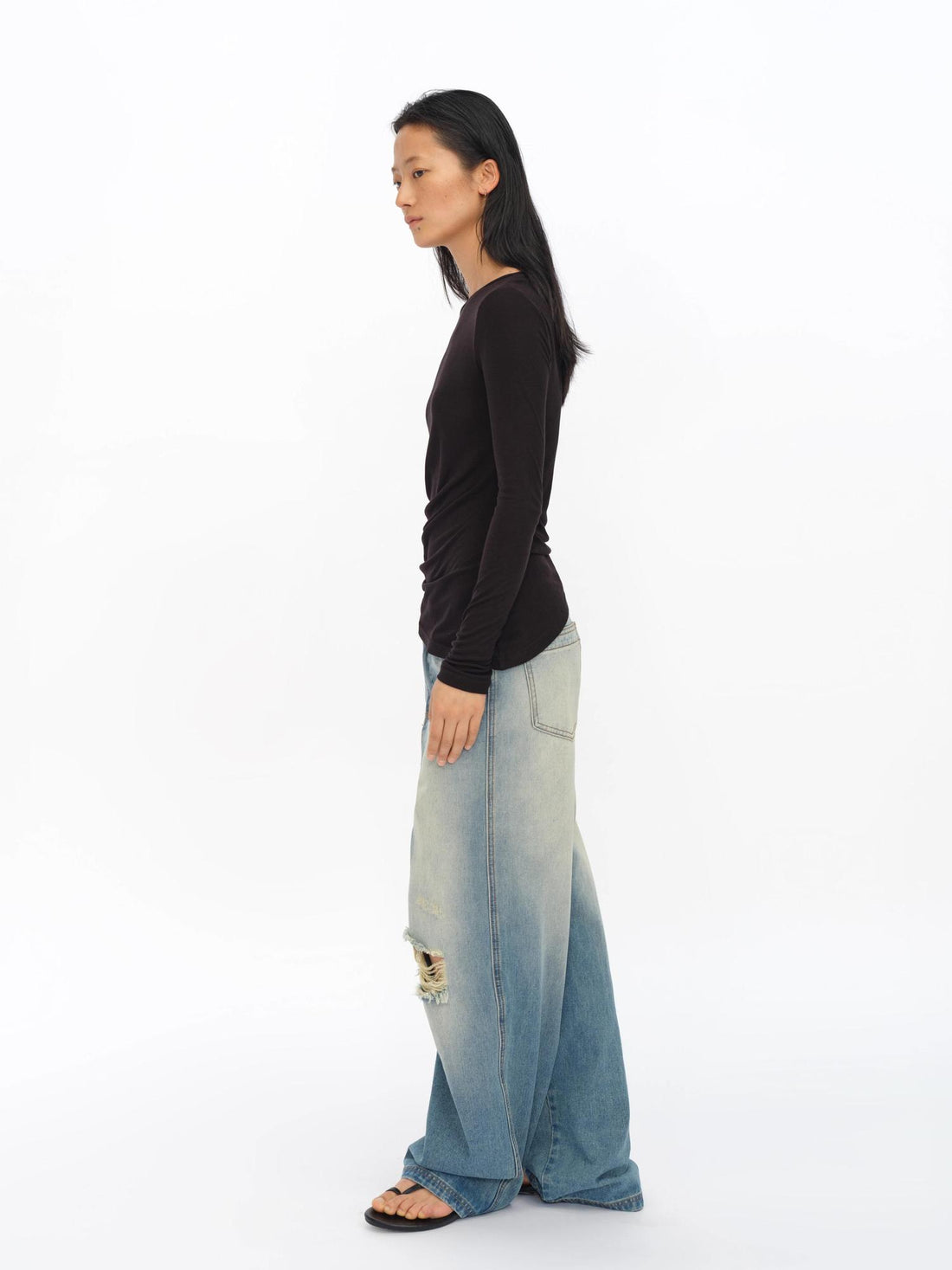 oinimi Distressed Washed Loose Fit Straight Leg Denim Jeans