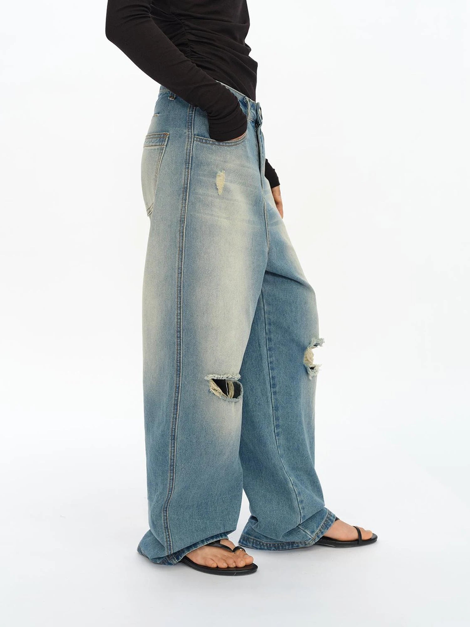 Distressed Washed Loose Fit Straight Leg Denim Jeans