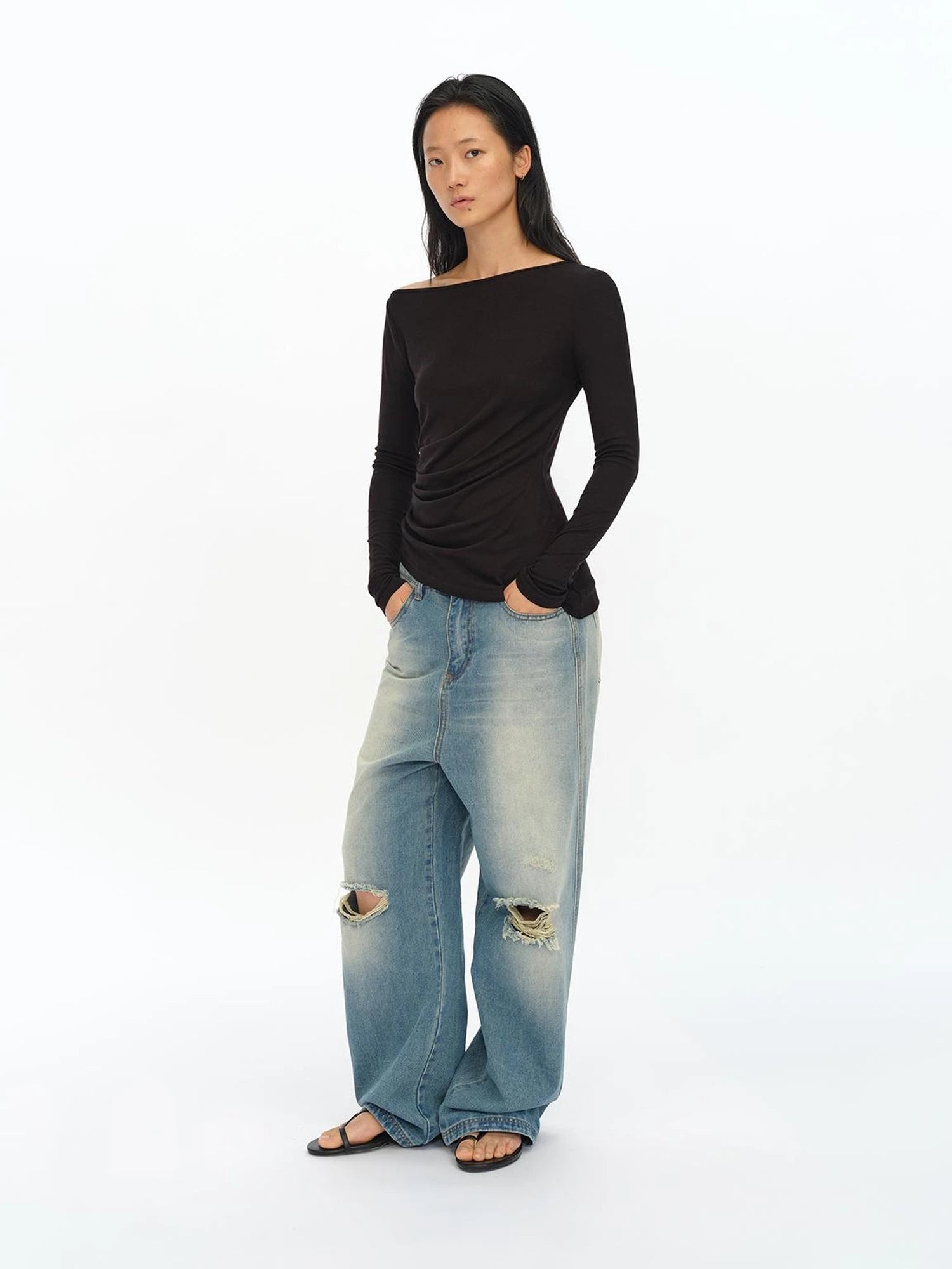 Distressed Washed Loose Fit Straight Leg Denim Jeans