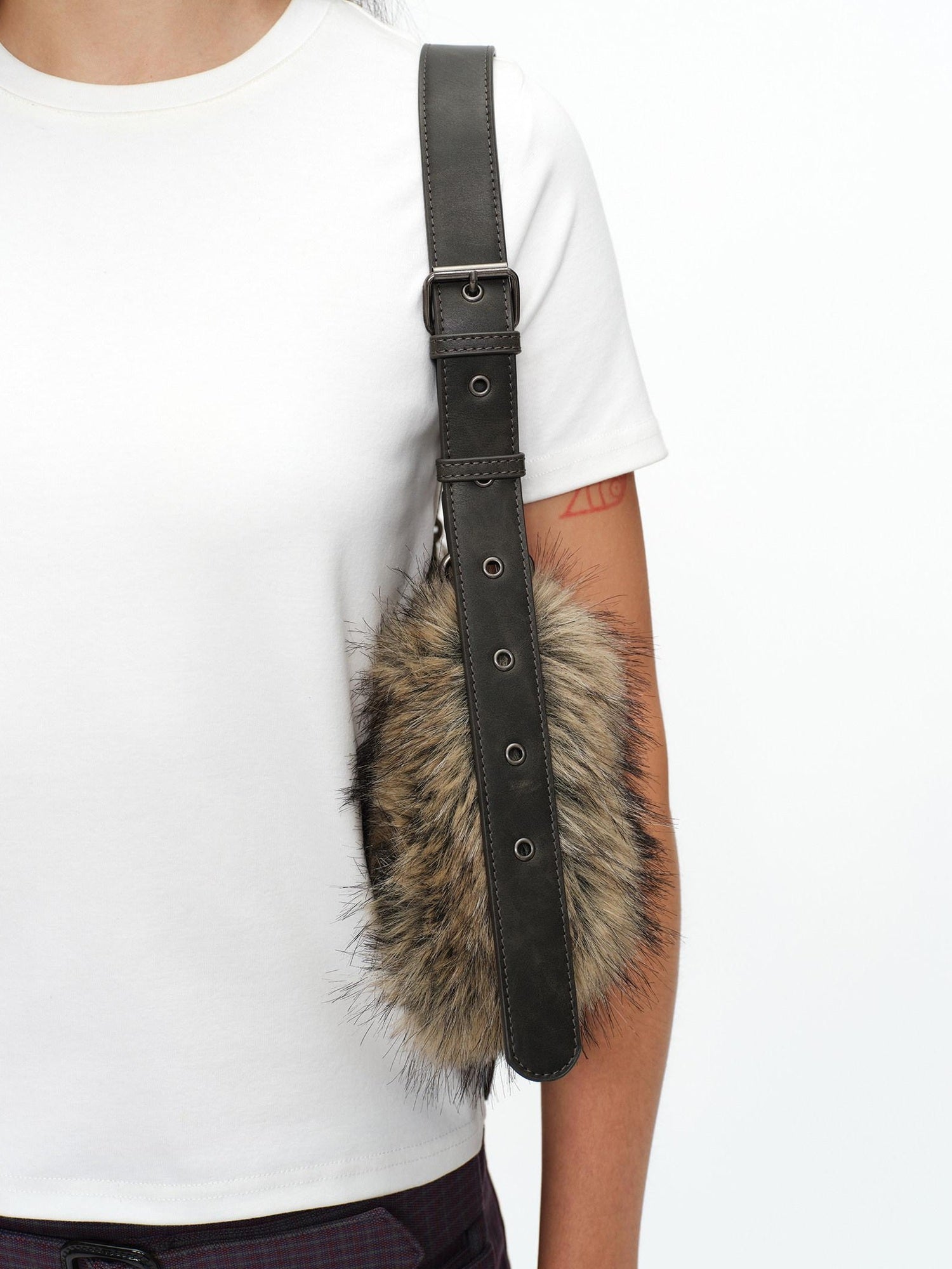 oinimi Faux Fur Belt Accent Vintage Pillow Single Strap Underarm Daily Youth Bag