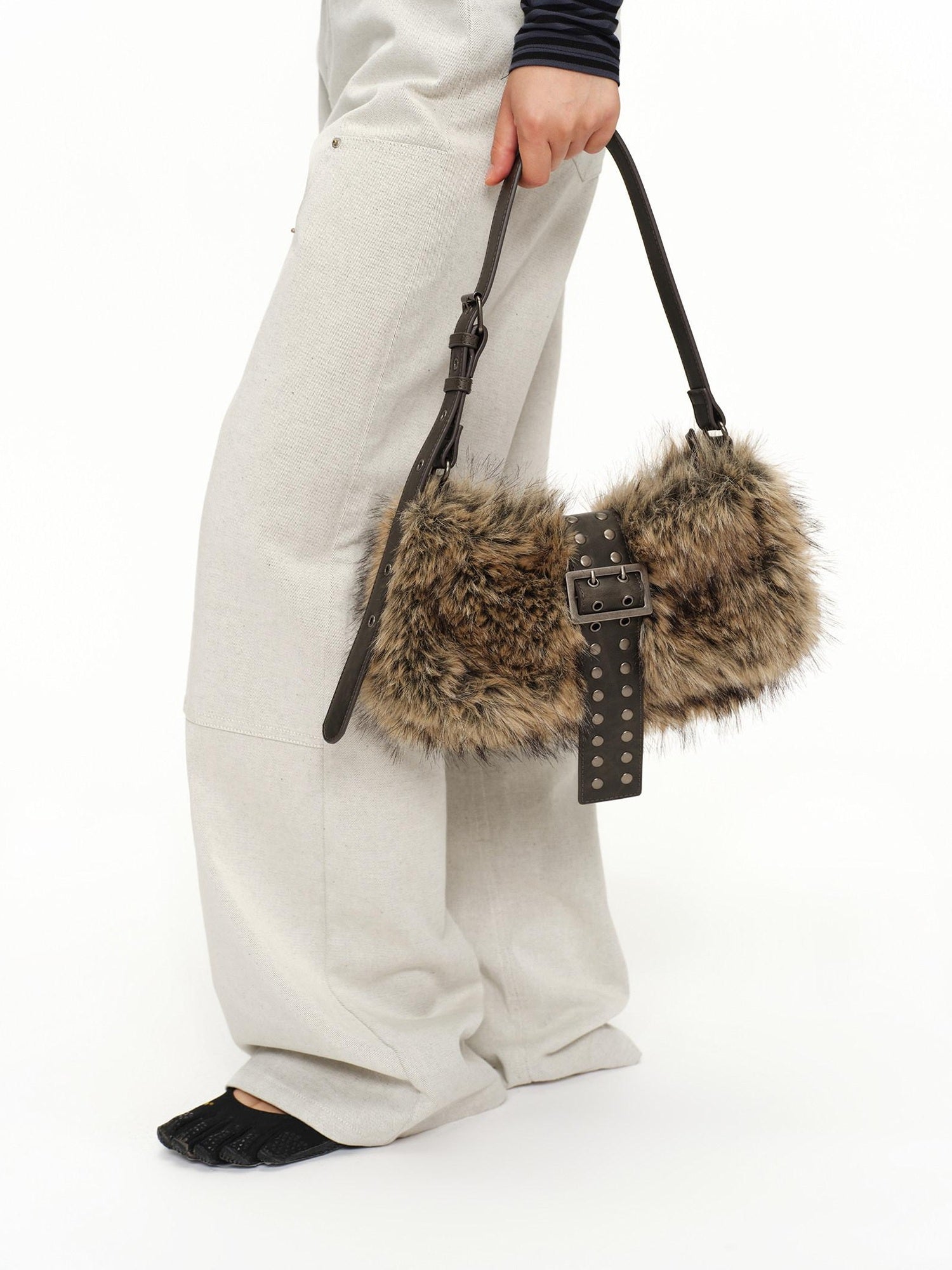 oinimi Faux Fur Belt Accent Vintage Pillow Single Strap Underarm Daily Youth Bag