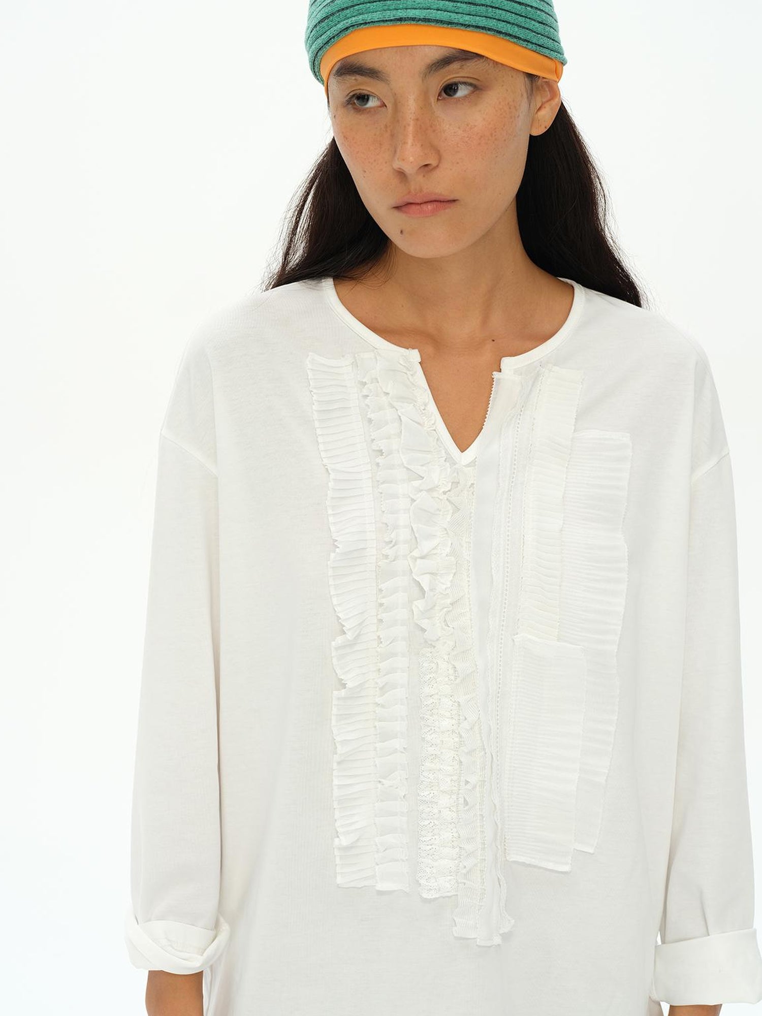 oinimi Frayed Lotus Lace Poet Tee French Pleat Long Sleeves