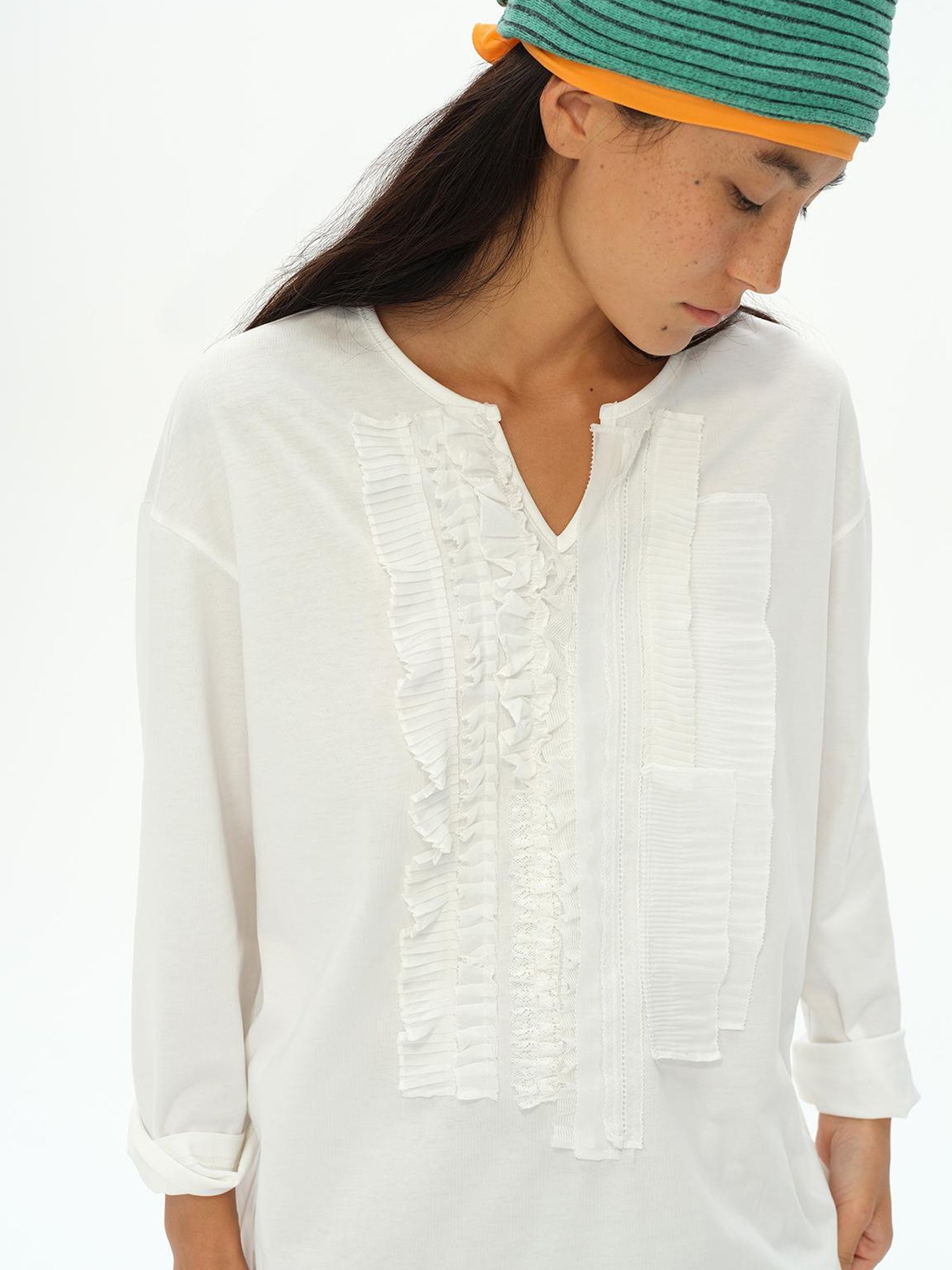 oinimi Frayed Lotus Lace Poet Tee French Pleat Long Sleeves