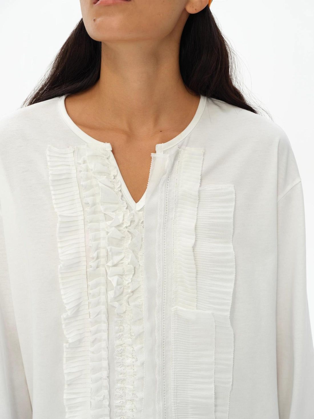 oinimi Frayed Lotus Lace Poet Tee French Pleat Long Sleeves