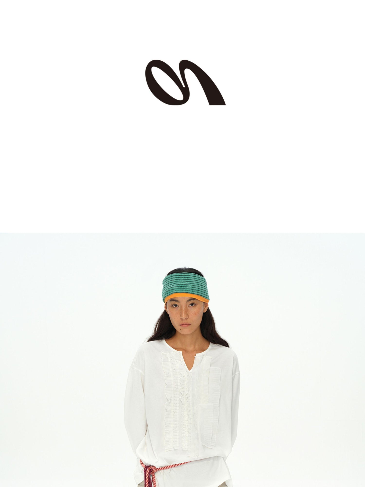 oinimi Frayed Lotus Lace Poet Tee French Pleat Long Sleeves