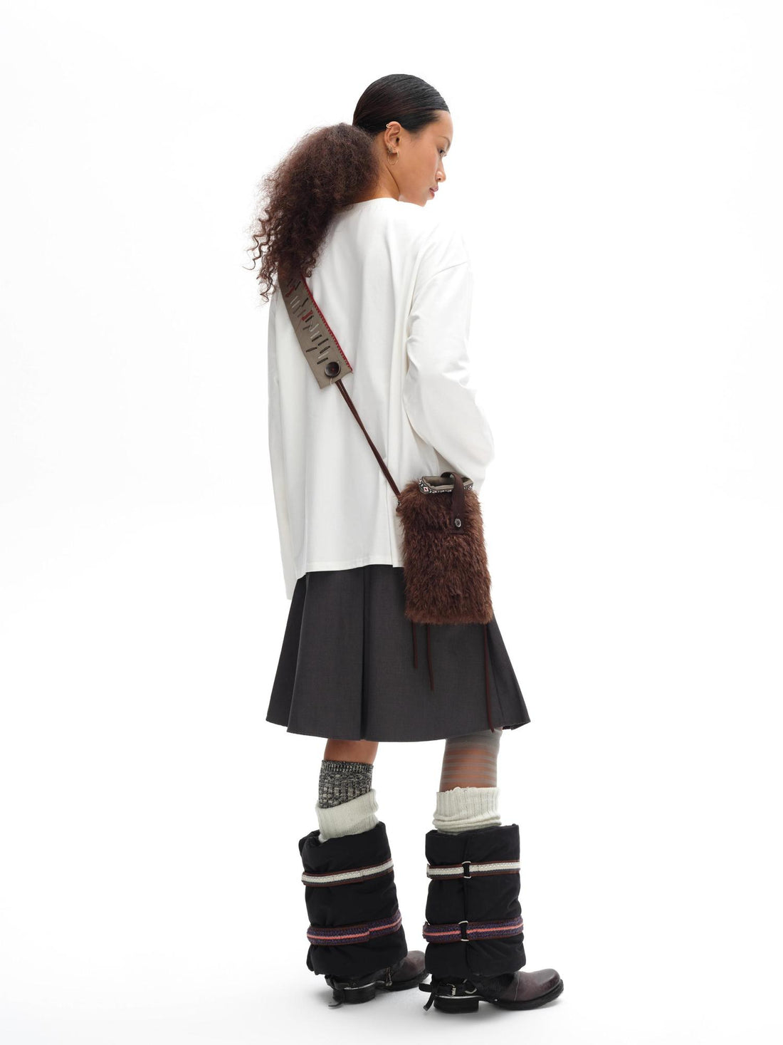 oinimi Handcrafted Fringed Crossbody Fluffy Bag