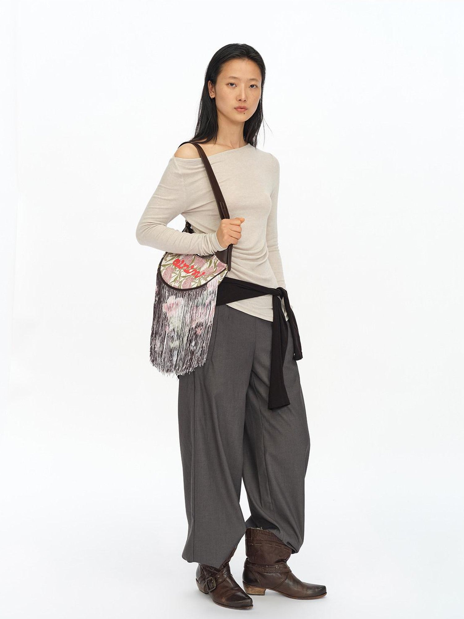 oinimi Jacquard Floral Waterfall Tassel Mini Saddle Bucket Women&