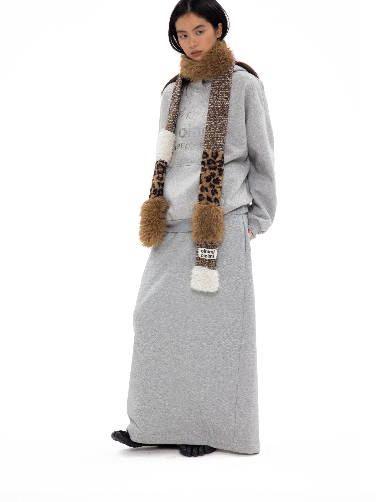 oinimi Leopard Print Knitted Faux Fur Long Scarf