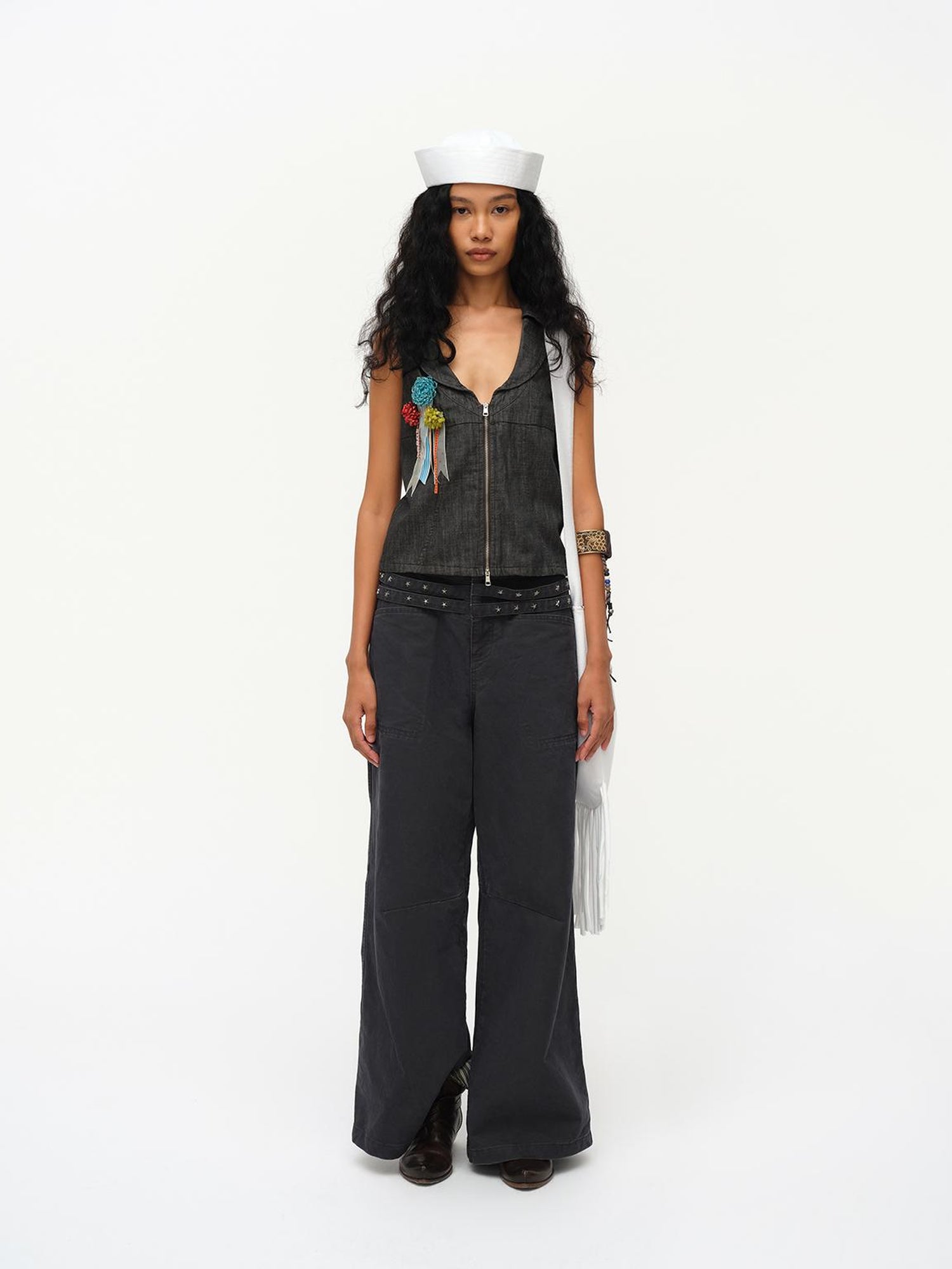 oinimi Low Cut Denim Vest With Open Collar In Charcoal Gray