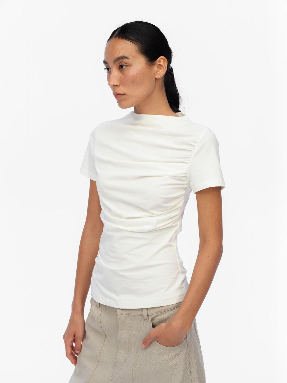 oinimi Soft Sculpted Pleated Tee Fitted Waist