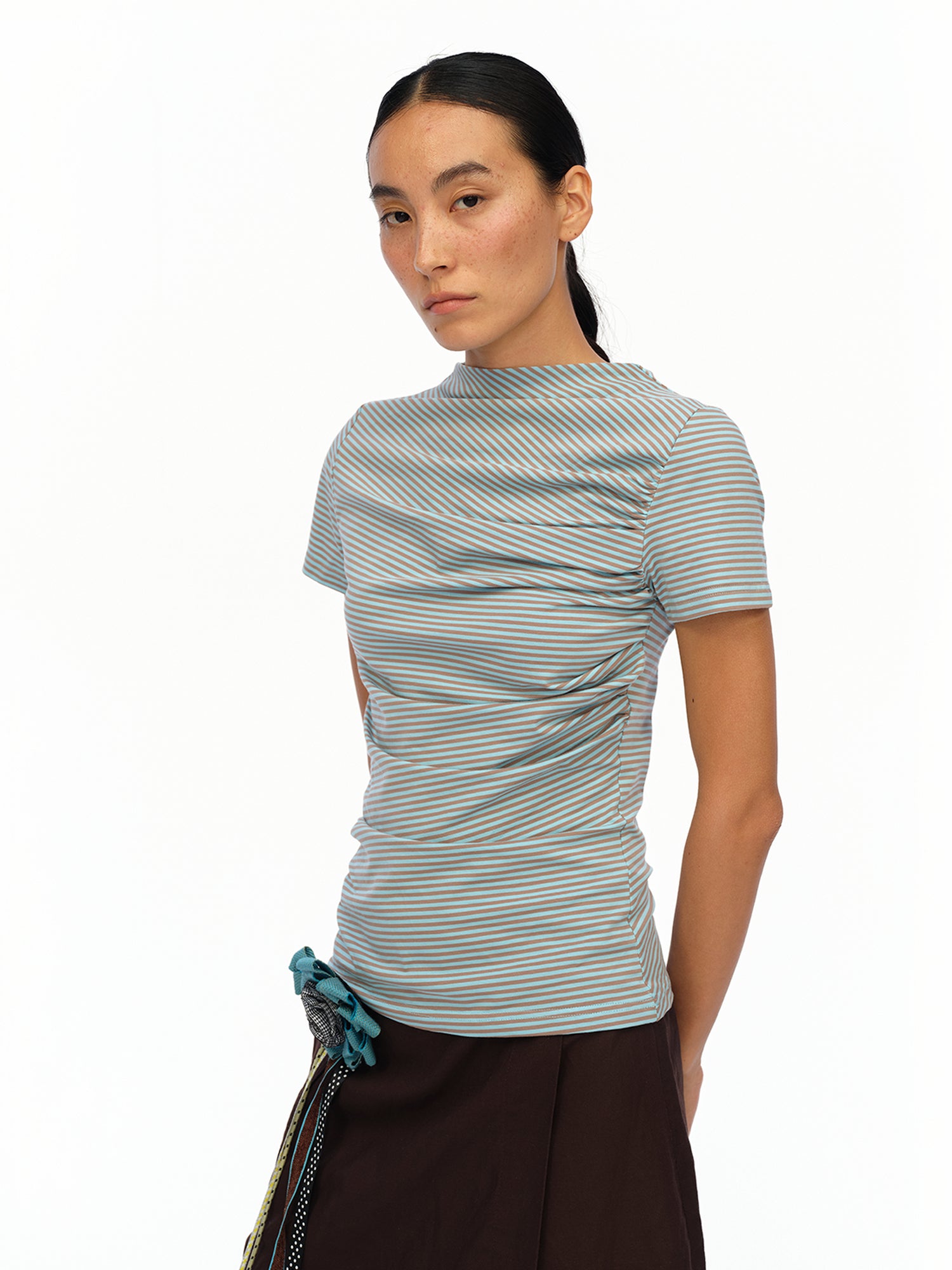 oinimi Soft Sculpted Pleated Tee Fitted Waist