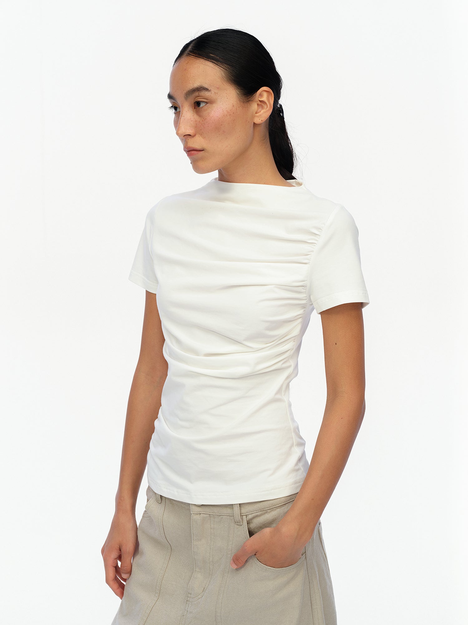 oinimi Soft Sculpted Pleated Tee Fitted Waist