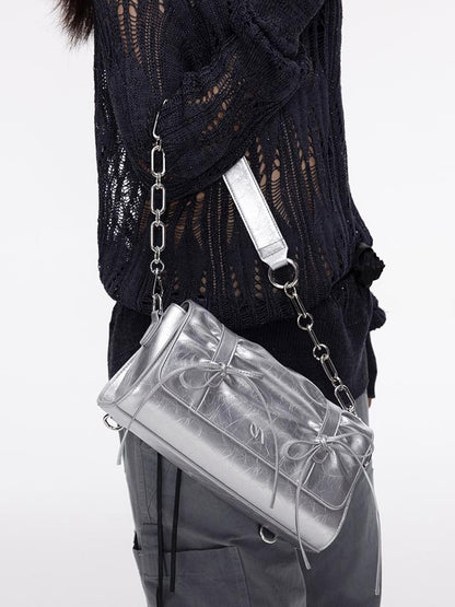 oinimi Soft Sculpture Pleated Butterfly Knot Cambridge Bag Silver Black