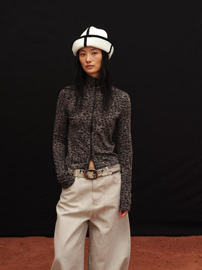 oinimi Soft Warm Slim Fit Leopard Print Zip Up Stand Collar Women Brown Cardigans