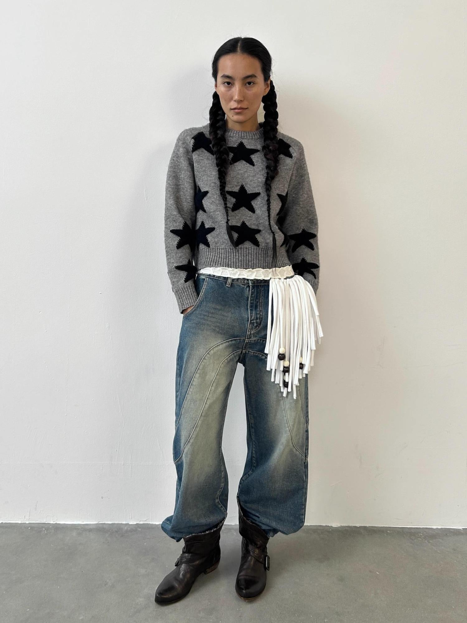 oinimi Stars Pattern Textured Jacquard Knit Sweater