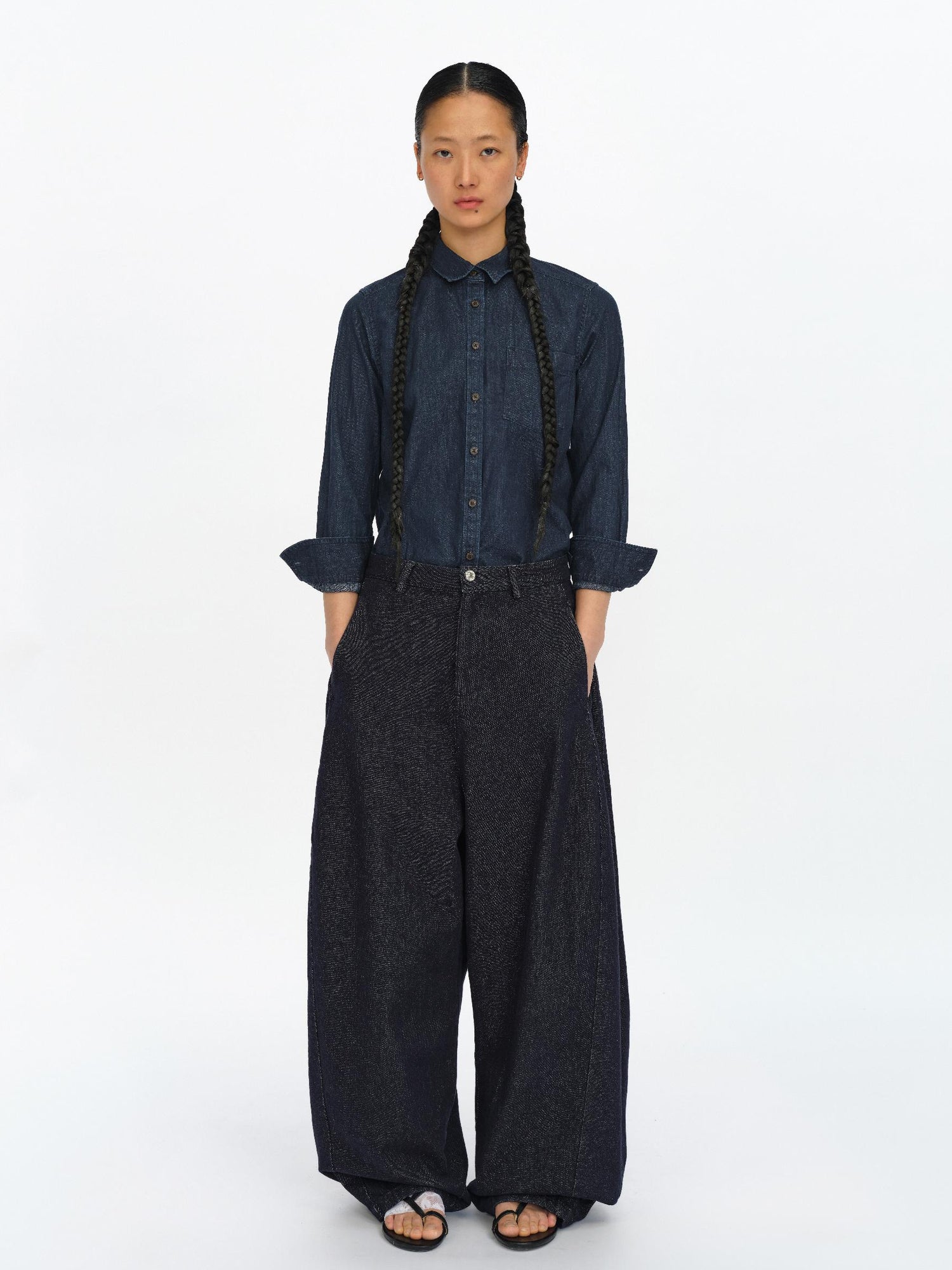 oinimi Straight Leg Denim Jeans Dark Wash Loose Fit Four Seasons Staple