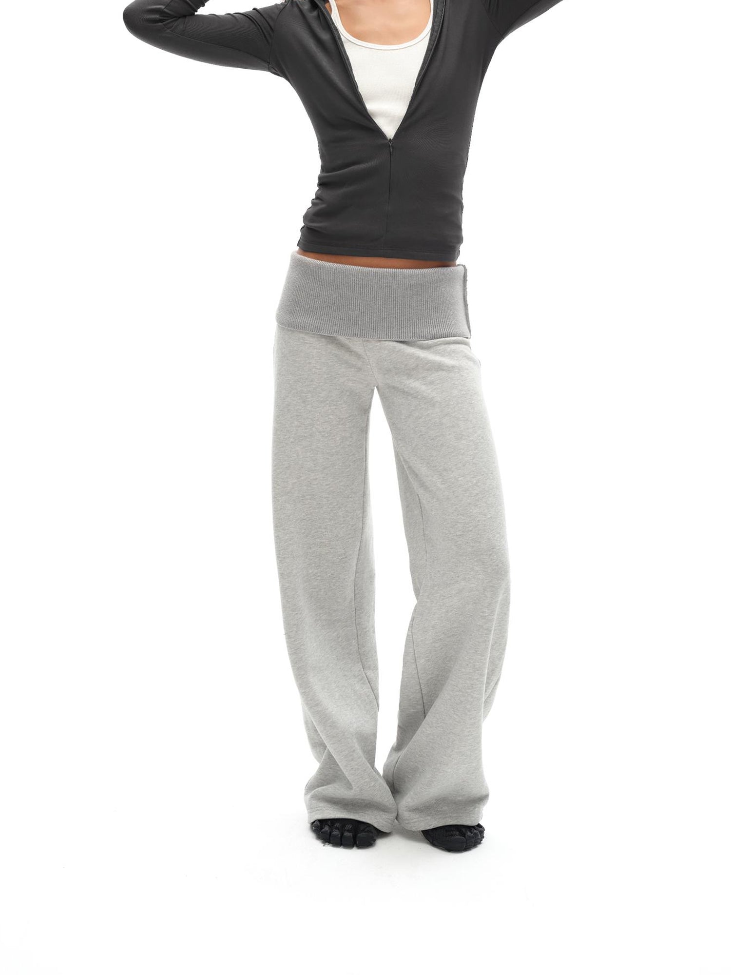 oinimi V-Neck Hooded Adjustable Fleece-Lined Slim Fit Top