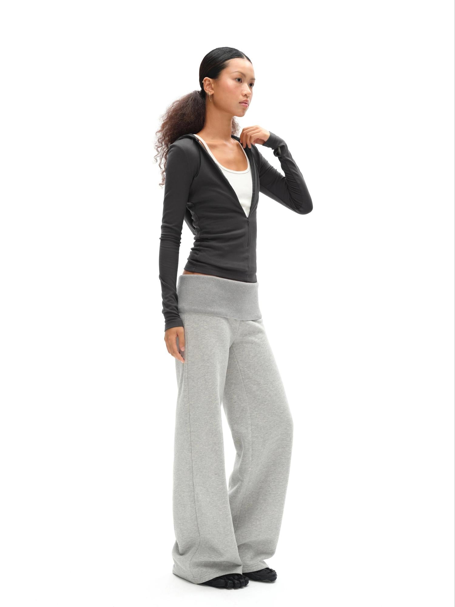 oinimi V-Neck Hooded Adjustable Fleece-Lined Slim Fit Top