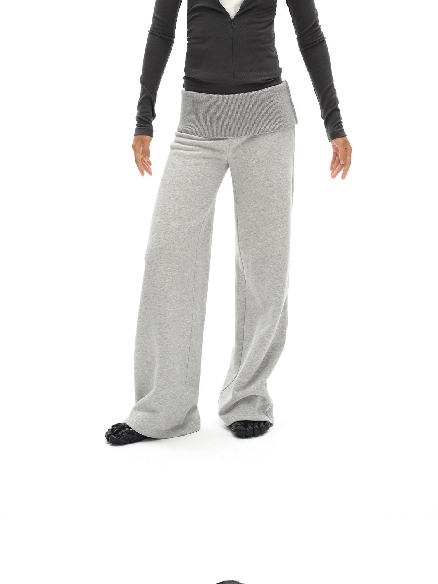 oinimi V-Neck Hooded Adjustable Fleece-Lined Slim Fit Top