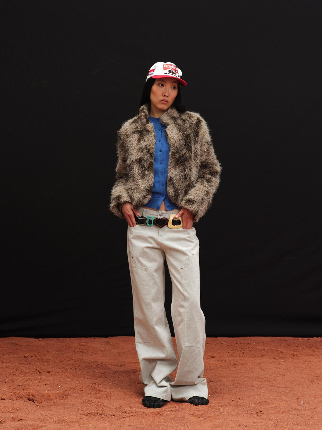 oinimi Vintage Wash Embroidered Slim Natural Waist Casual Women White Denim Jeans