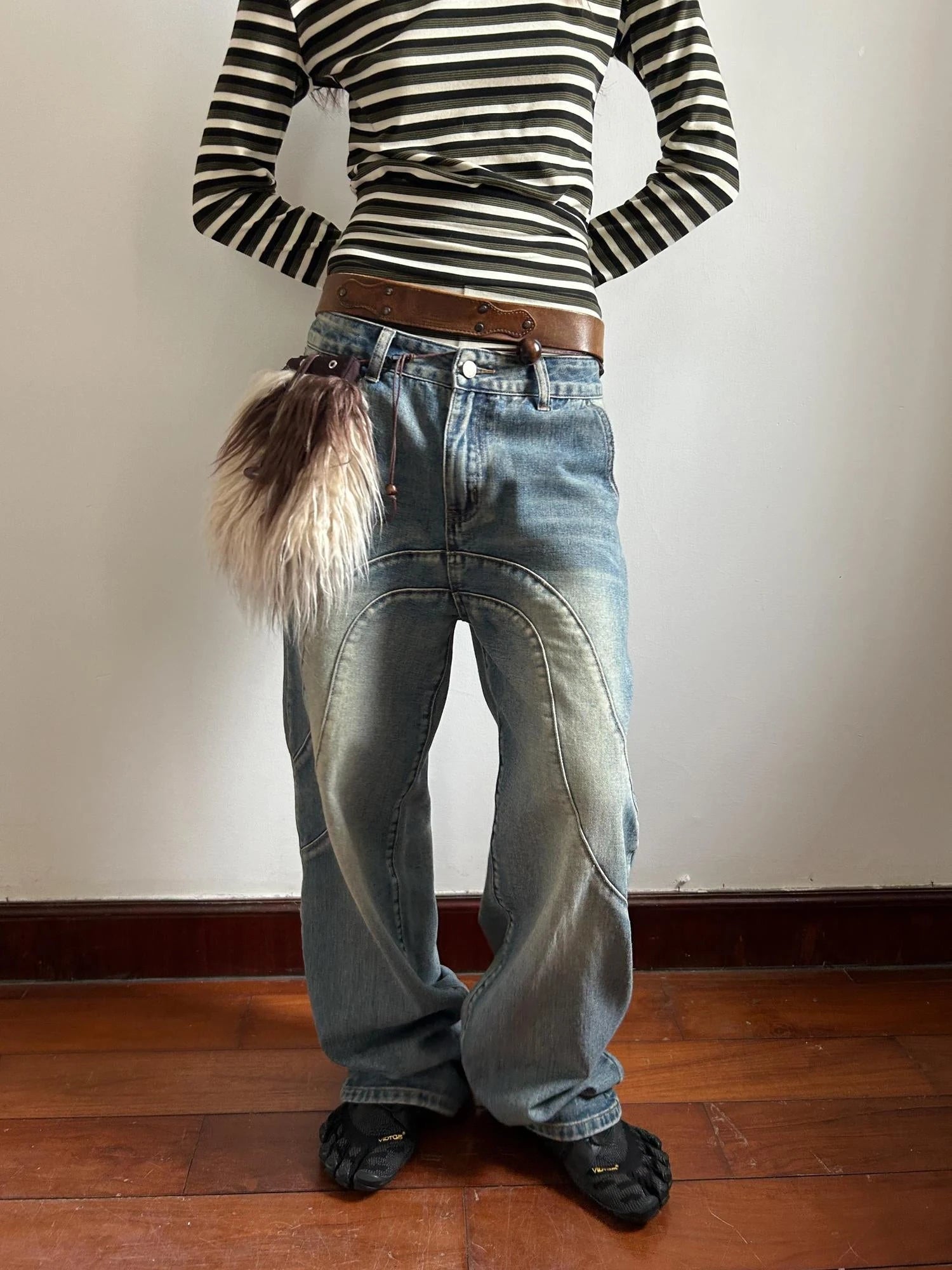 Vintage Wash Split Hem Denim Jeans Mid Low Rise Relaxed Straight