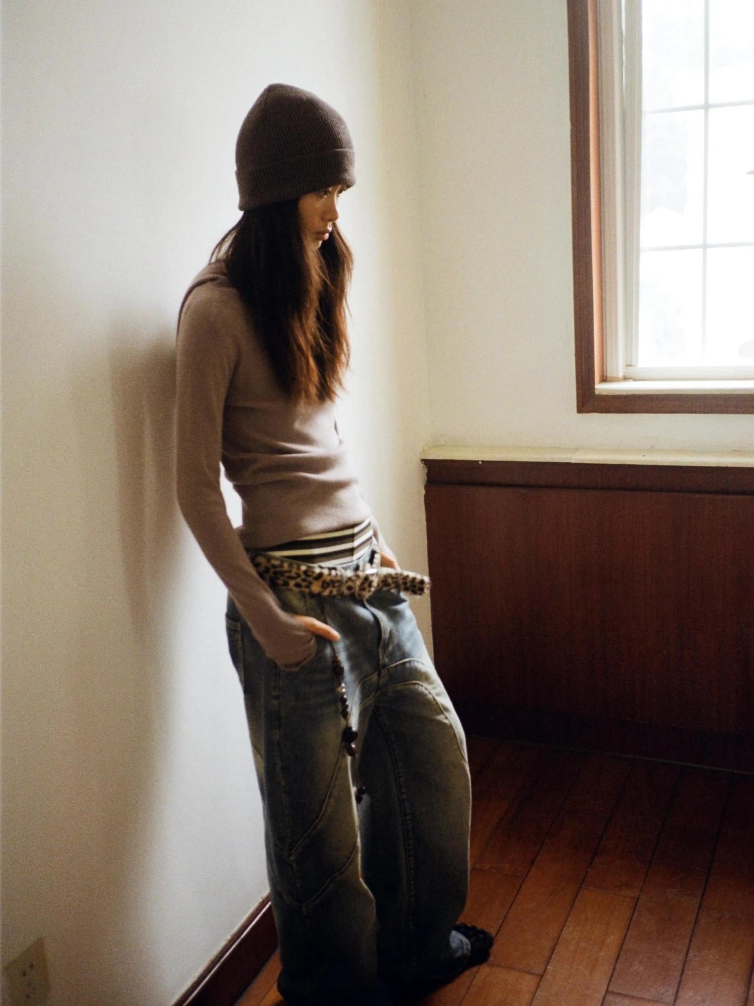 Vintage Wash Split Hem Denim Jeans Mid Low Rise Relaxed Straight