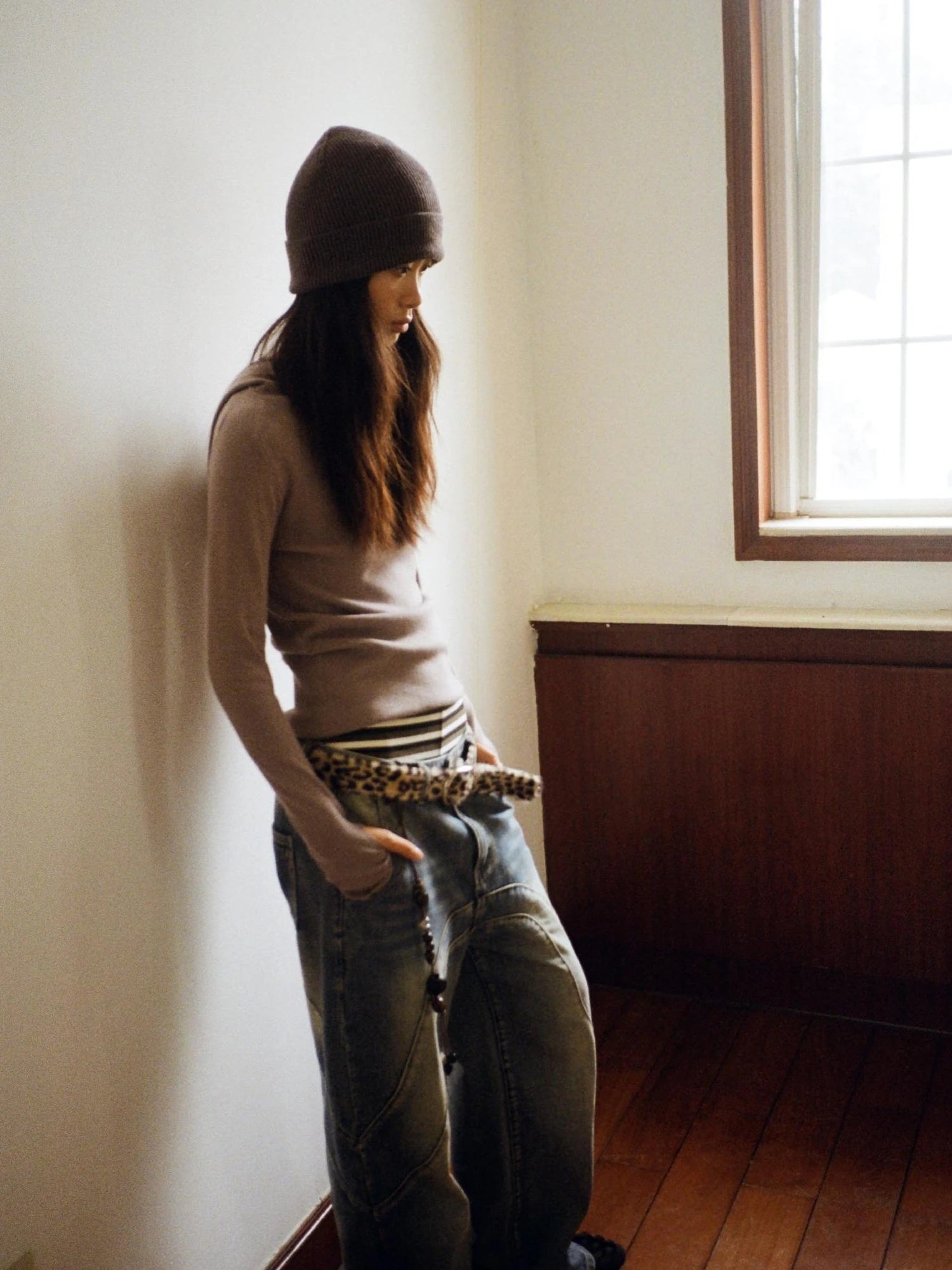 Vintage Wash Split Hem Denim Jeans Mid Low Rise Relaxed Straight