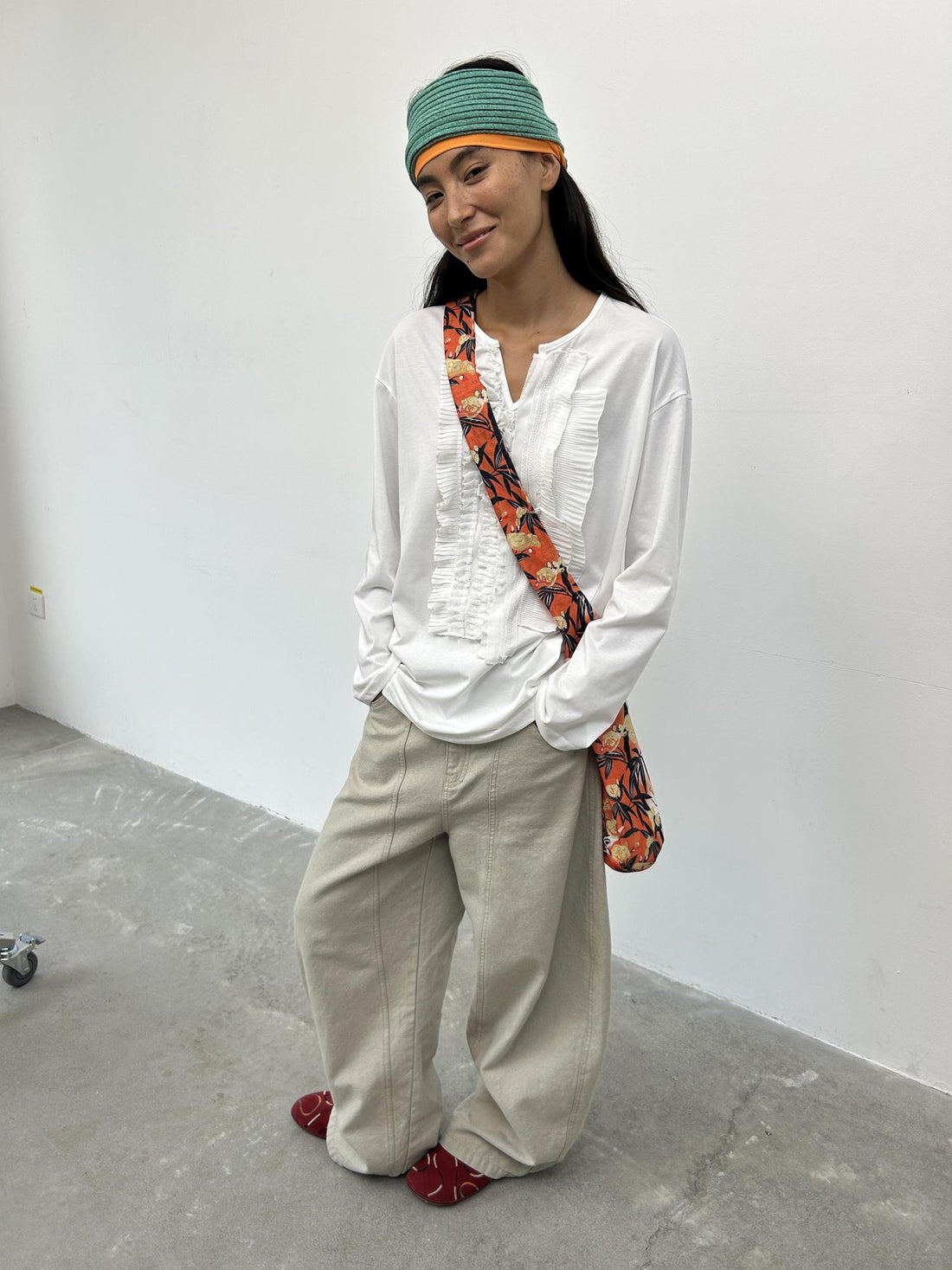 oinimi Vintage Washed Khaki Relaxed Fit Distressed Jeans