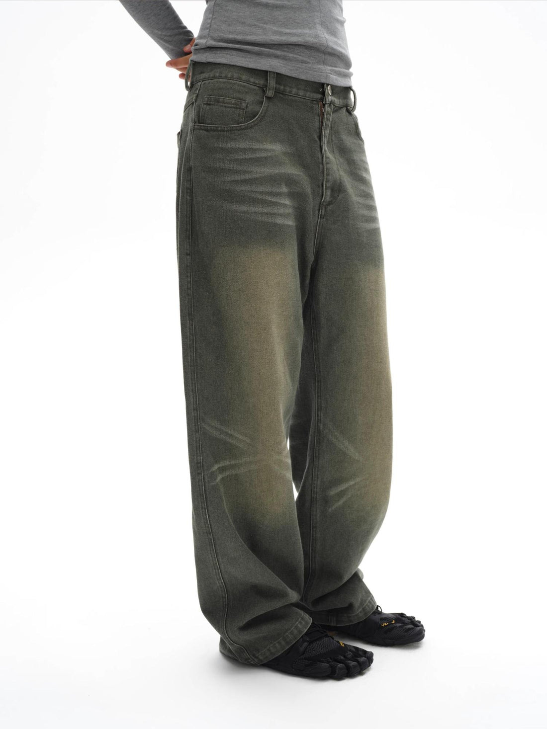 oinimi Vintage Washed Relaxed Fit Straight Leg Jeans