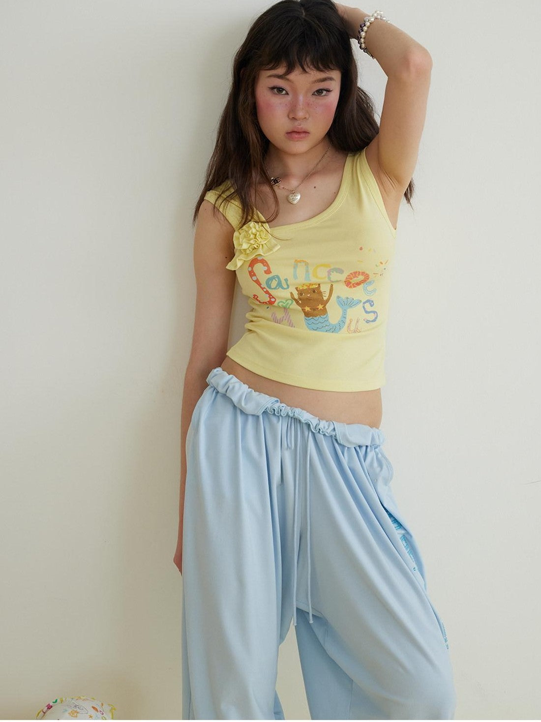 sancco house Asymmetric Strap Floral Print Cropped Fitted Women&