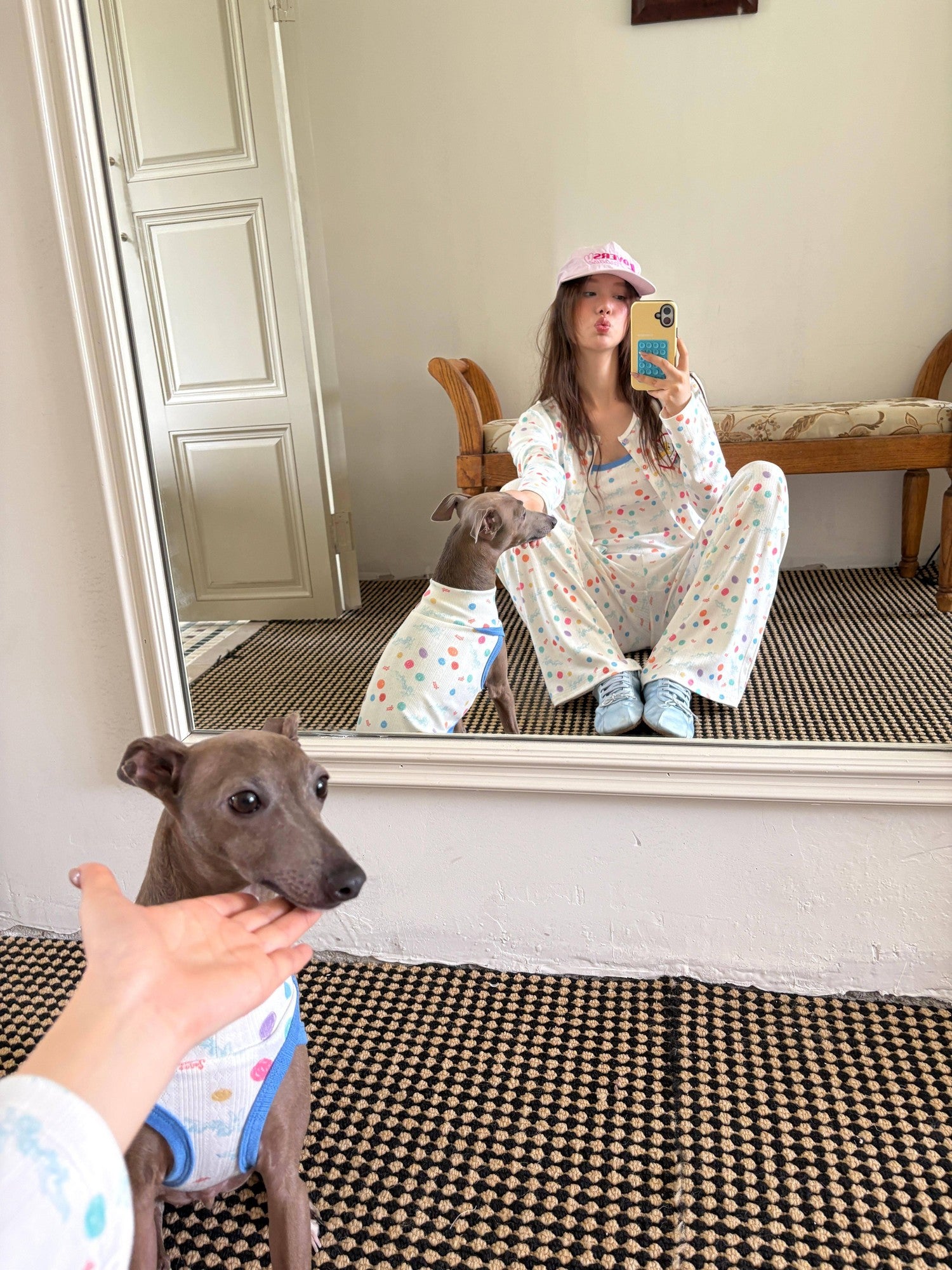 sancco house Beige Polka Dot Angel Puppy Buttoned Crewneck Women&