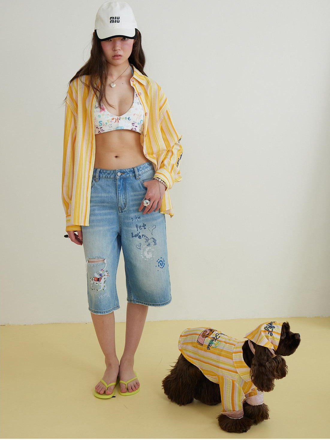 sancco house Graffiti Print Halter Tie V-neck Cropped Fitted Women&