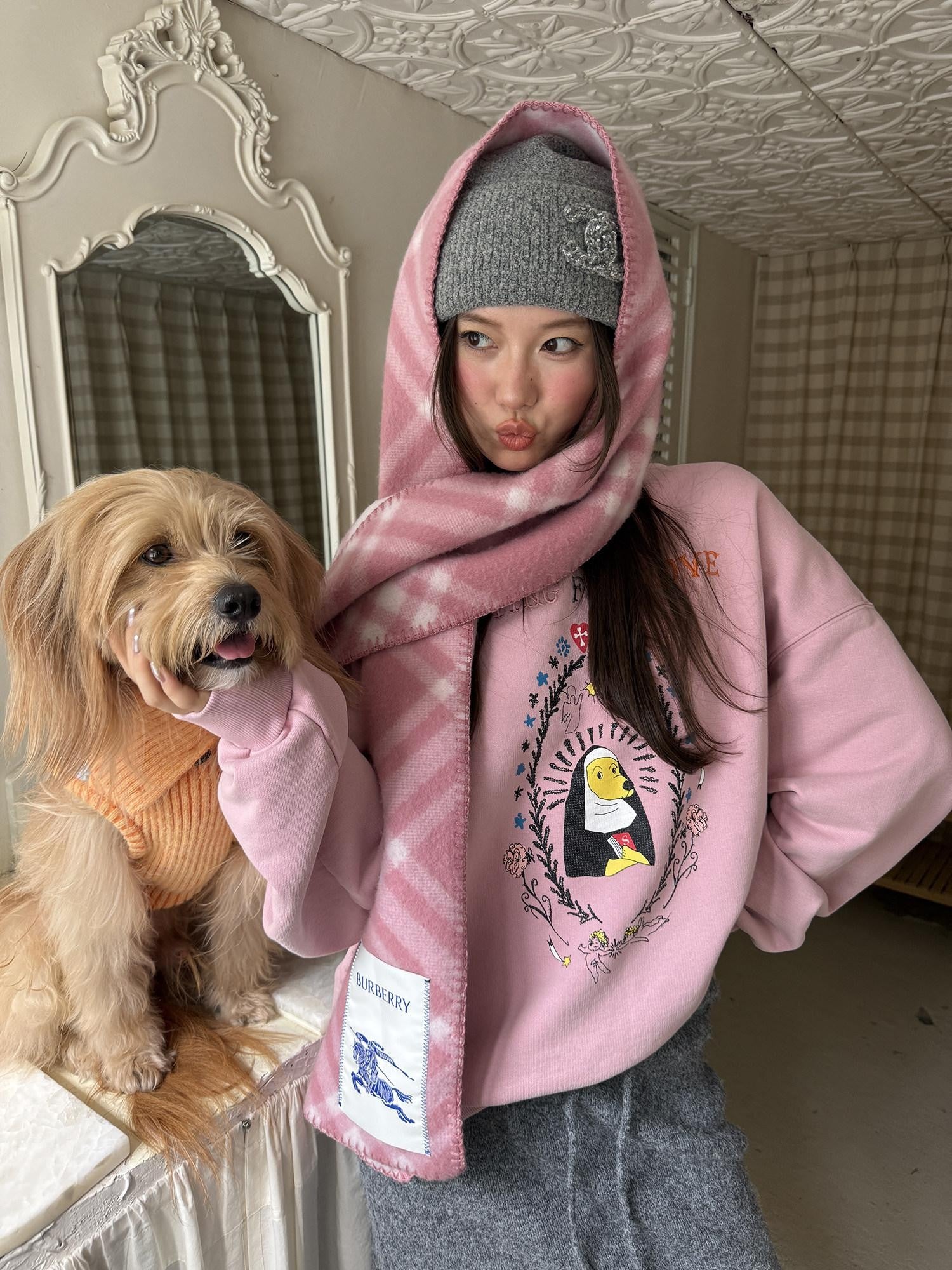 sancco house Nun Puppy Print Washed Vintage Crewneck Women&