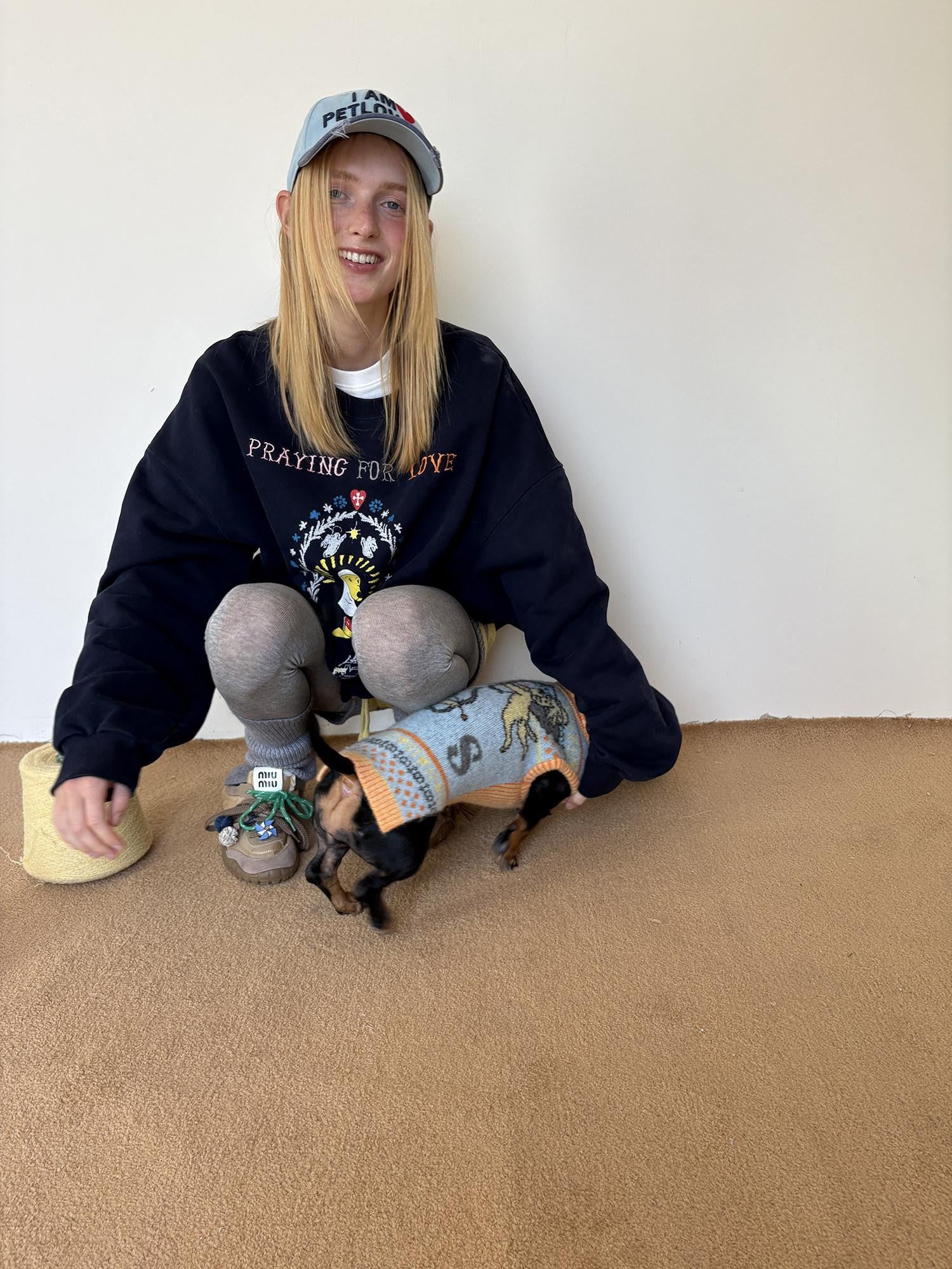 sancco house Nun Puppy Print Washed Vintage Crewneck Women&
