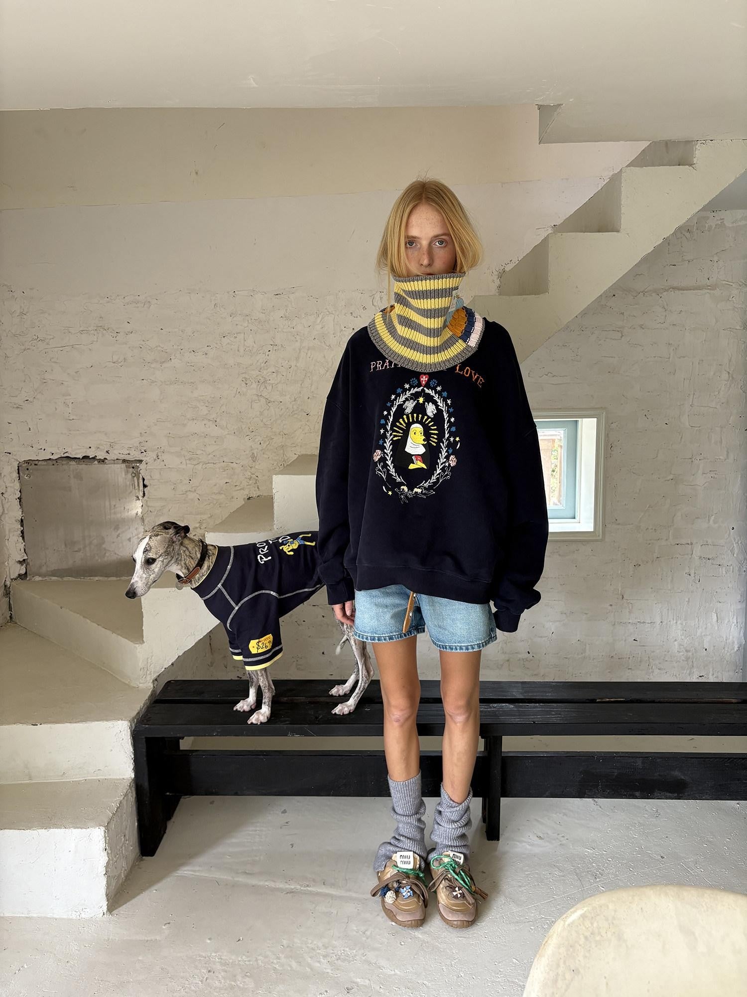 sancco house Nun Puppy Print Washed Vintage Crewneck Women&