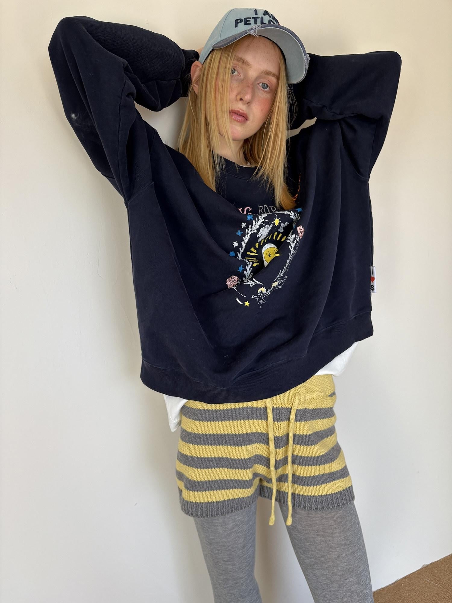 sancco house Nun Puppy Print Washed Vintage Crewneck Women&