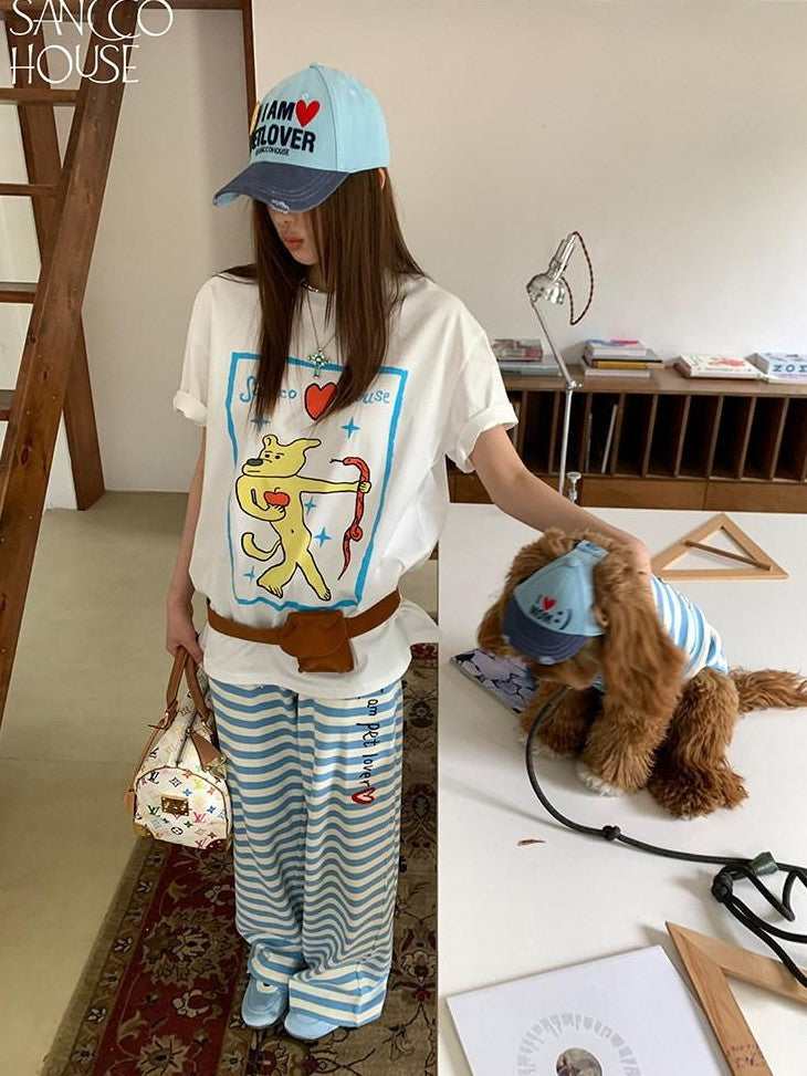 sancco house White Snake And Dog Print Loose Round Neck Women&
